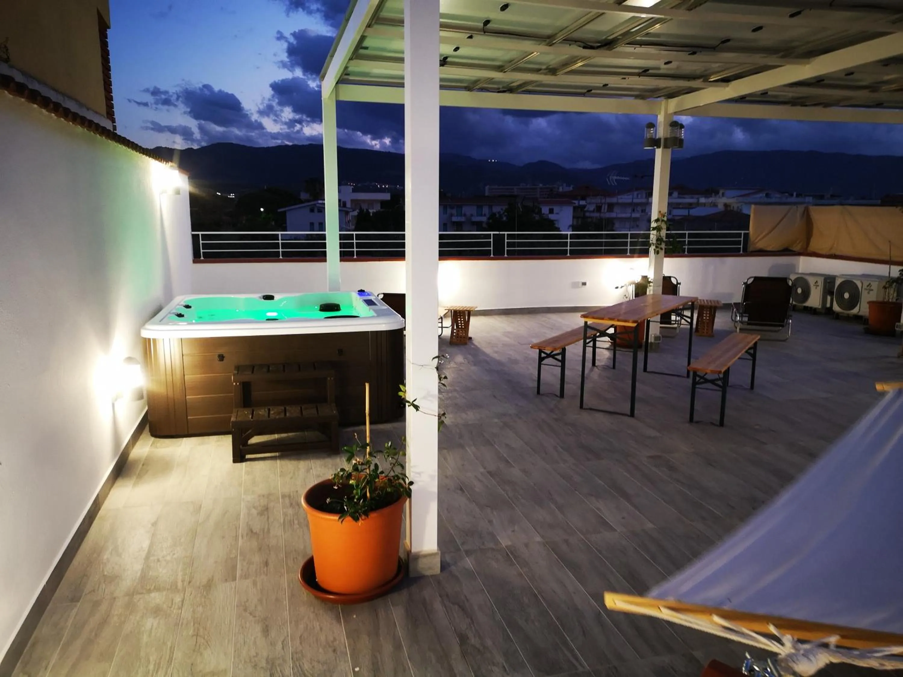 Hot Tub in B&B Tonnarella Beach