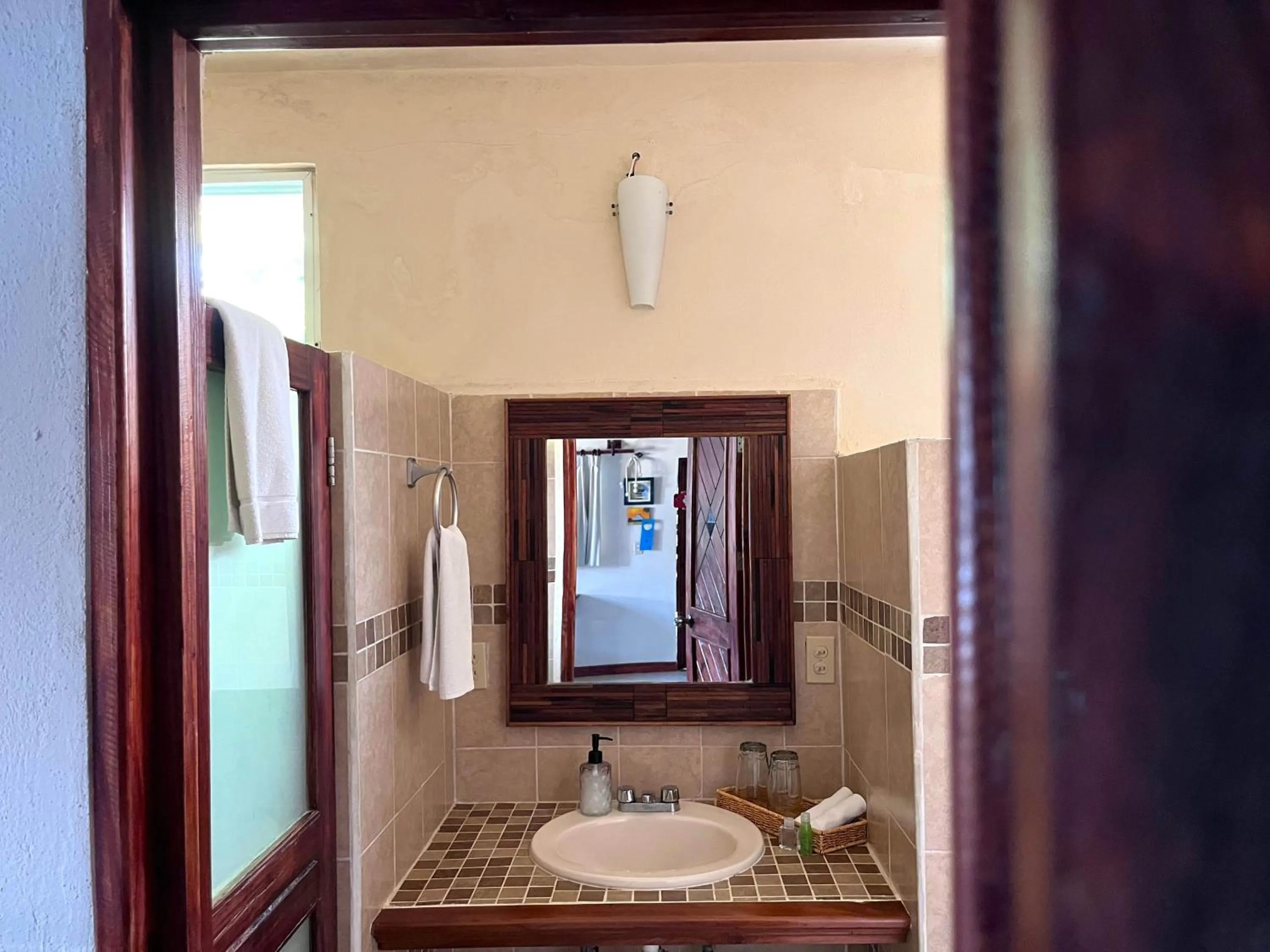 The Diving Lodge Downtown