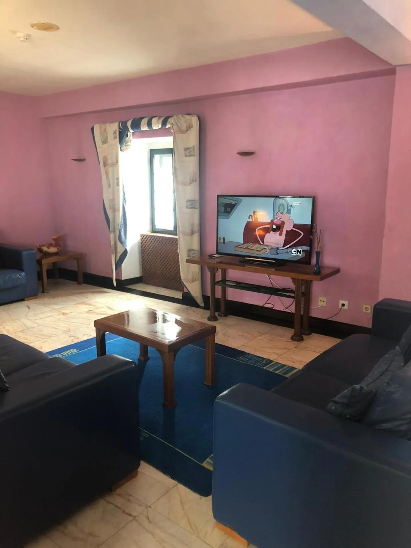 Communal lounge/ TV room in Hotel Castelo de Vide