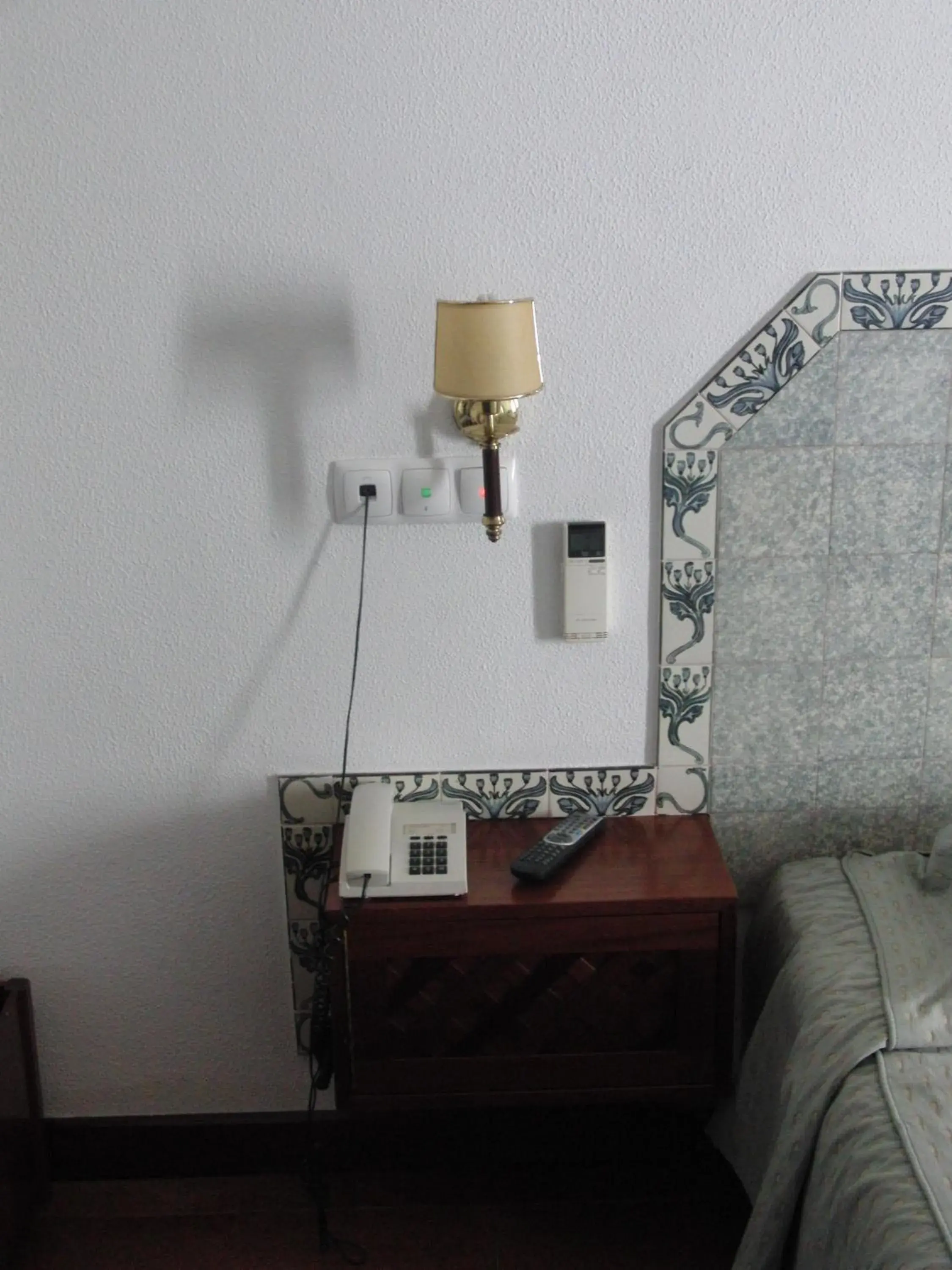 Family Room (2 Adults + 2 Children up to 12 years old) in Hotel Castelo de Vide Family Room (2 Adults + 2 Children up to 12 years old) in Hotel Castelo de Vide