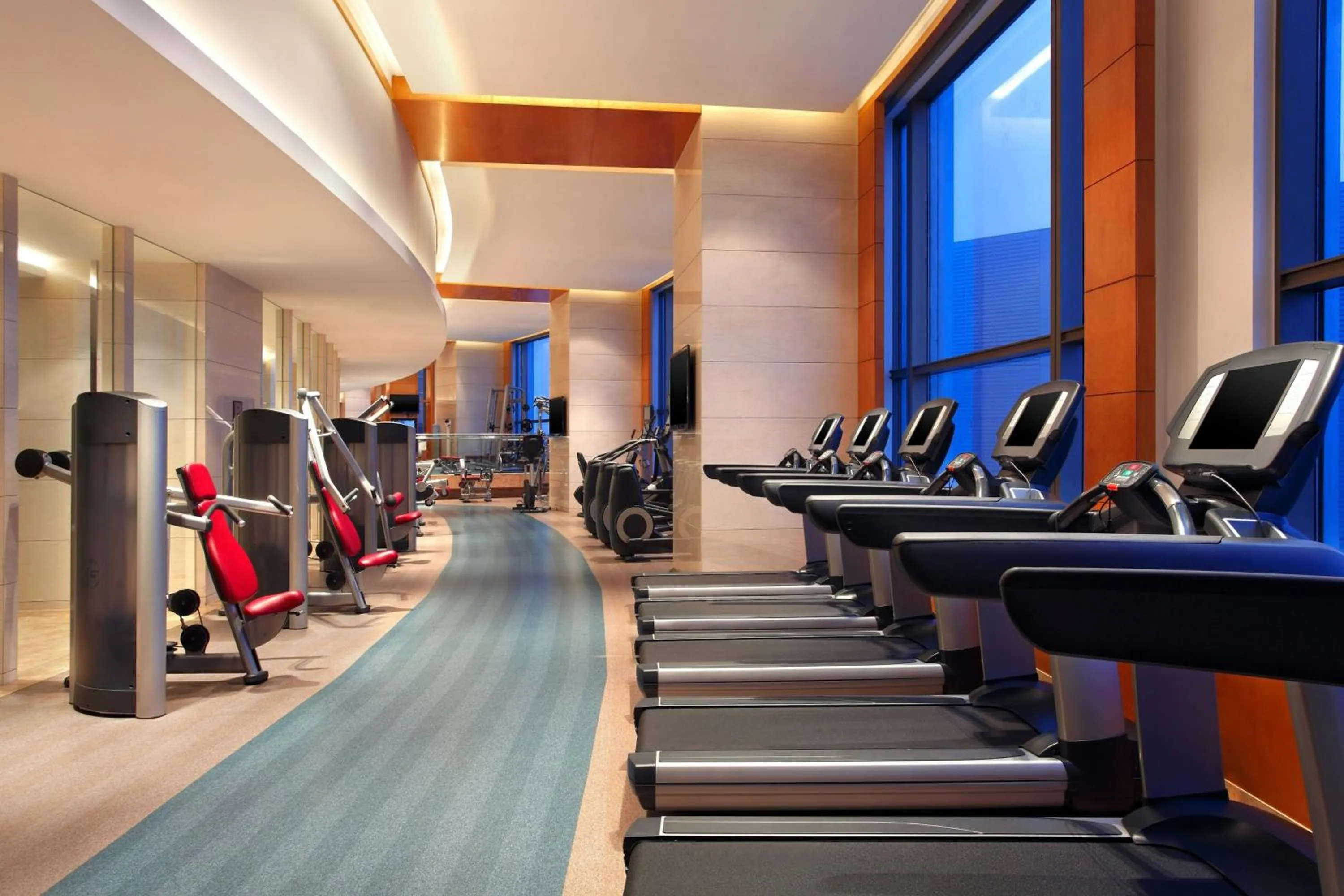 Fitness centre/facilities in Sheraton Jinzhou Hotel