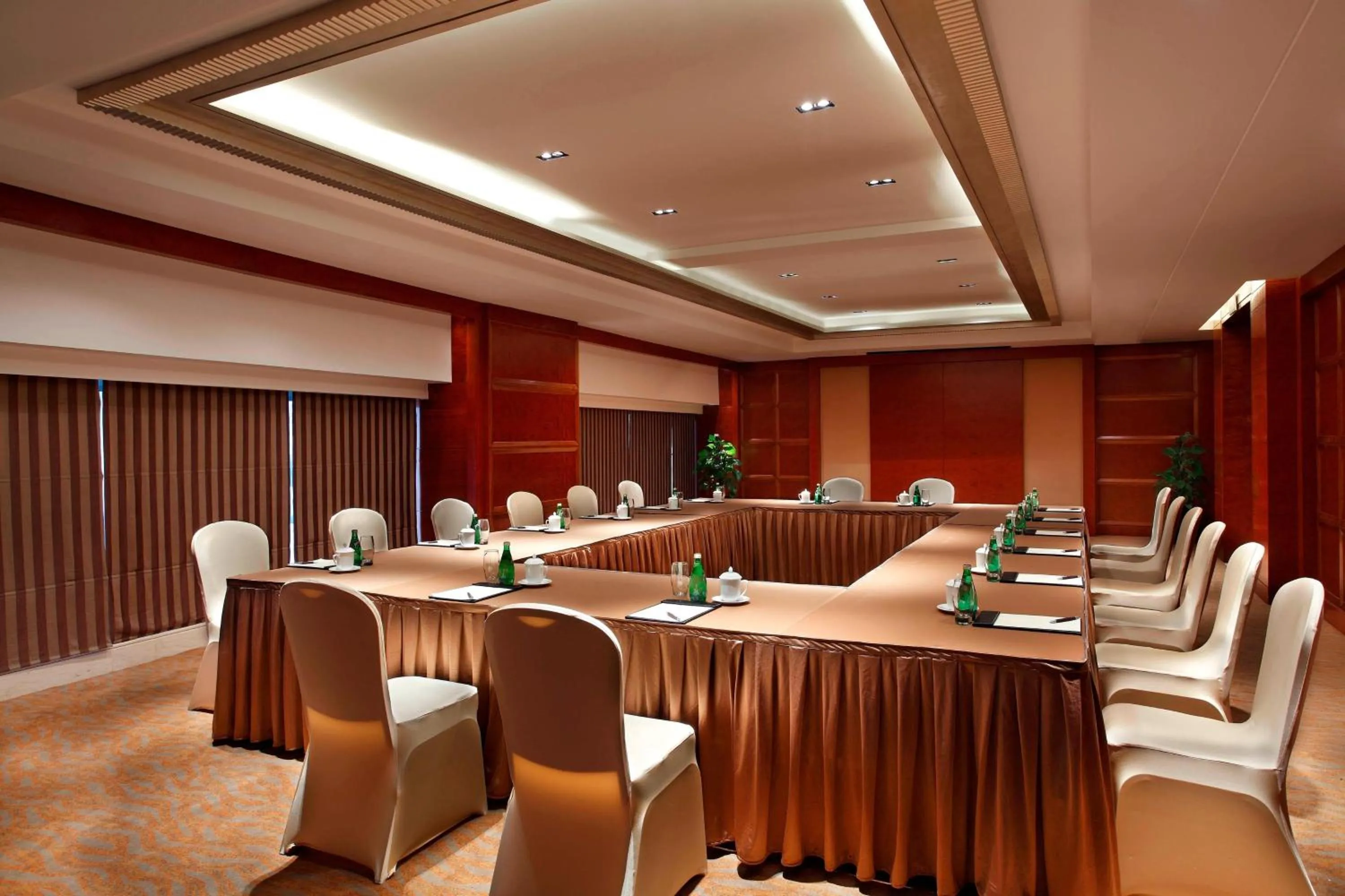 Meeting/conference room in Sheraton Jinzhou Hotel