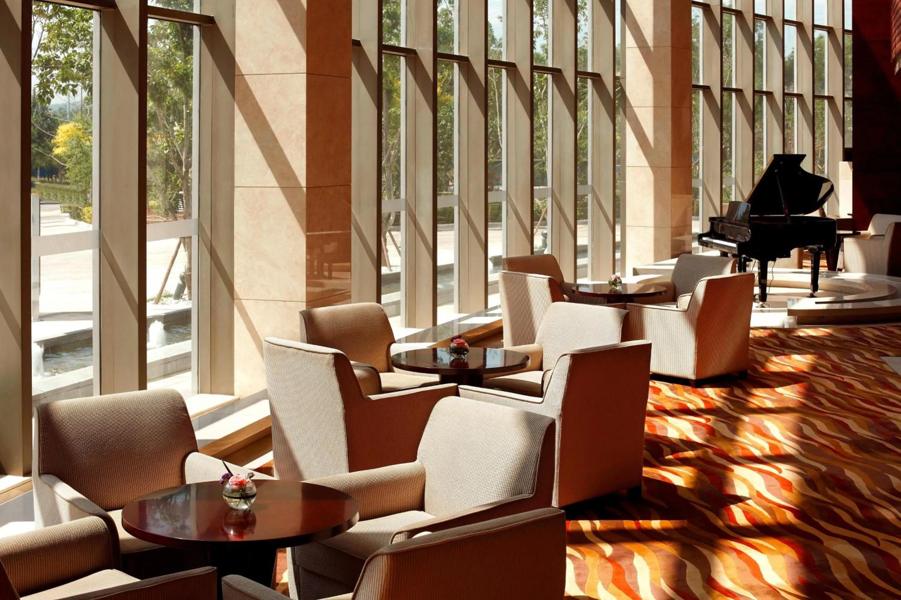 Lobby or reception in Sheraton Jinzhou Hotel