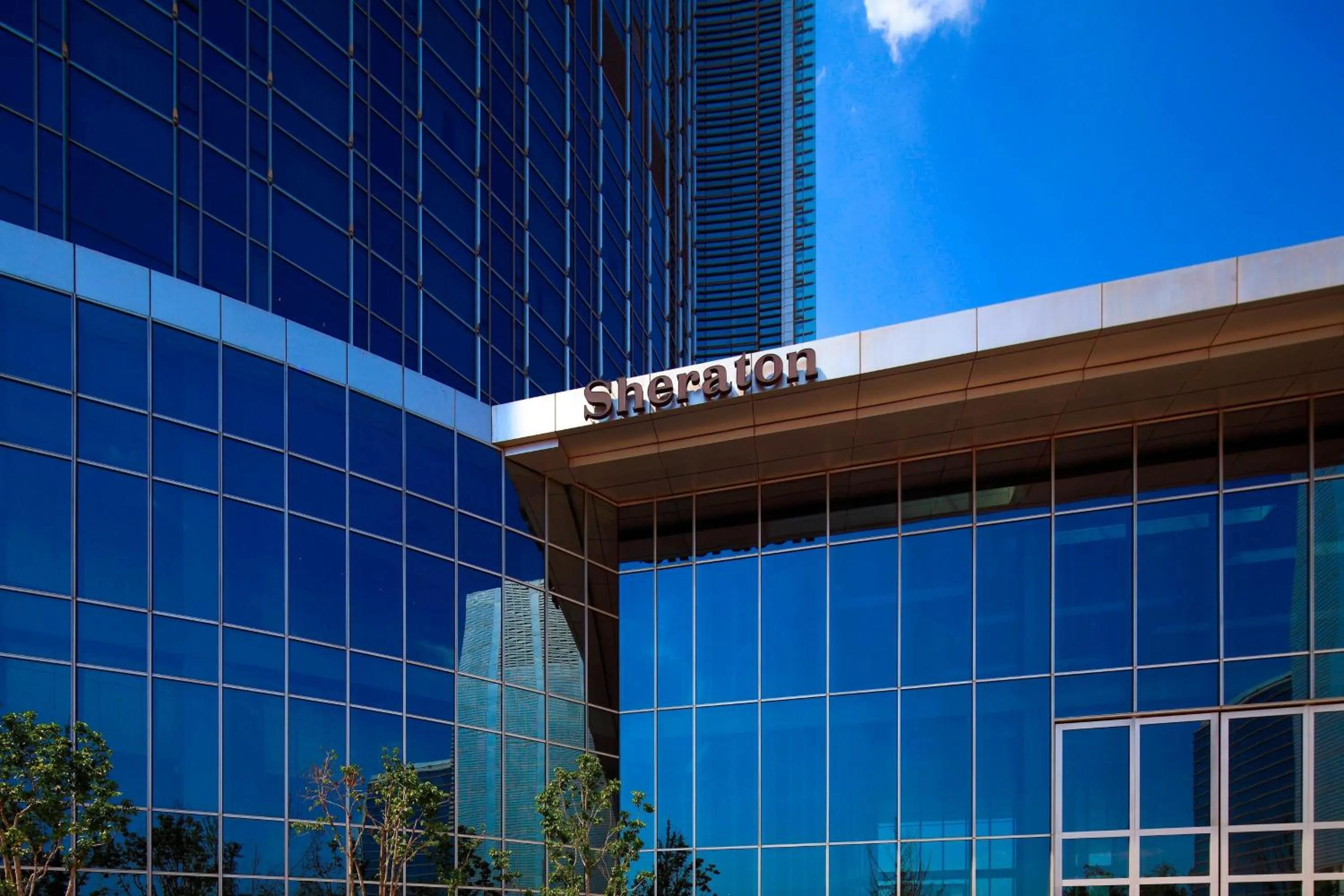 Property building in Sheraton Jinzhou Hotel