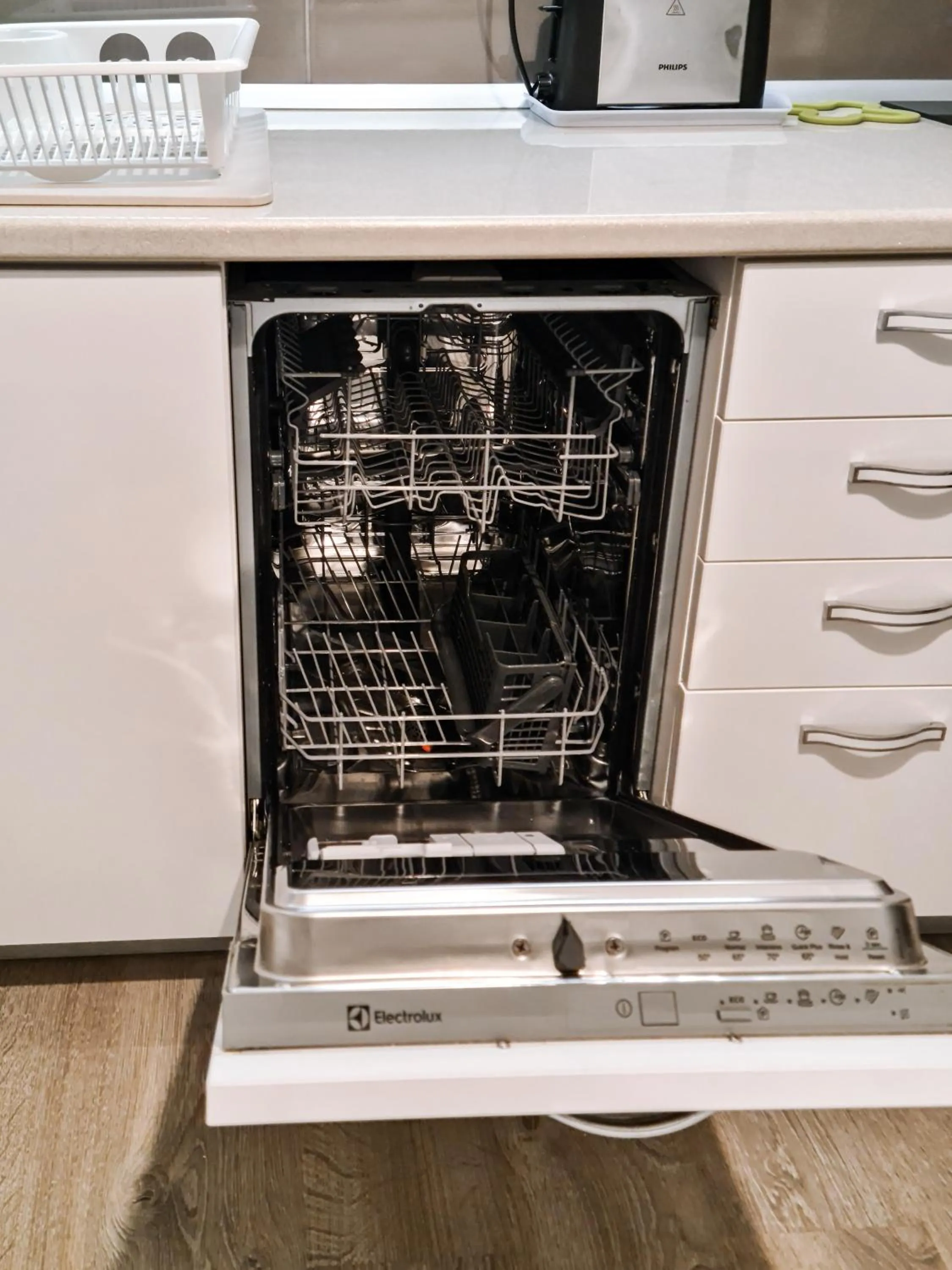 Apartament Alina - la parter & parcare rezervata