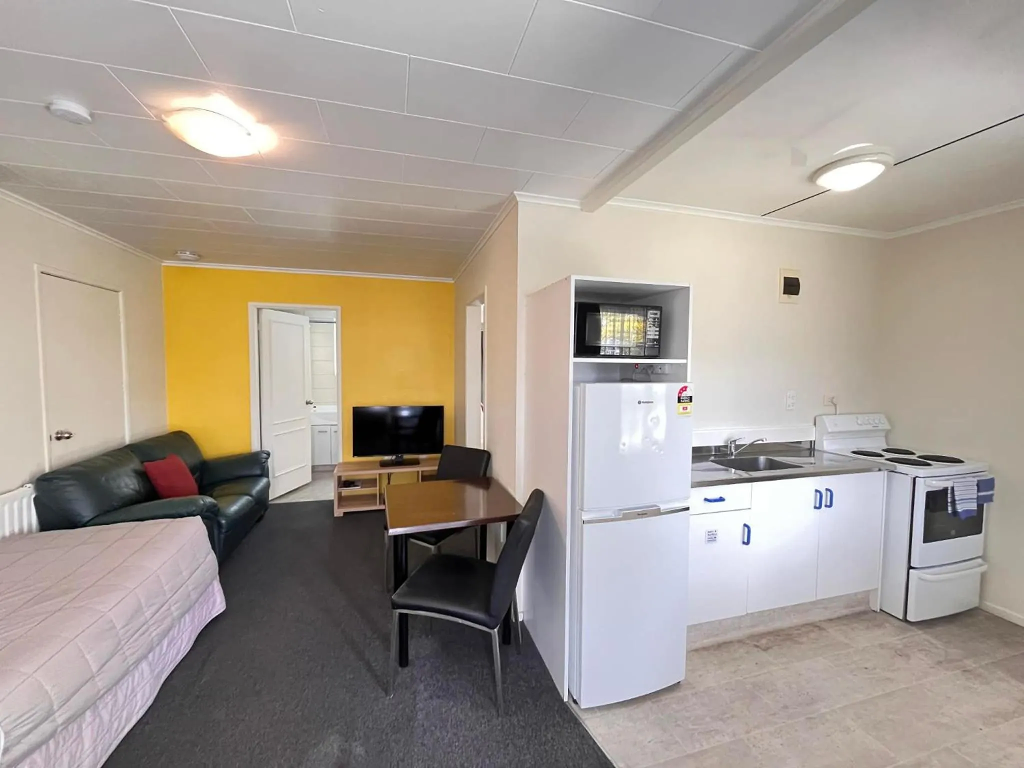 Living room in Kowhai Motel Rotorua