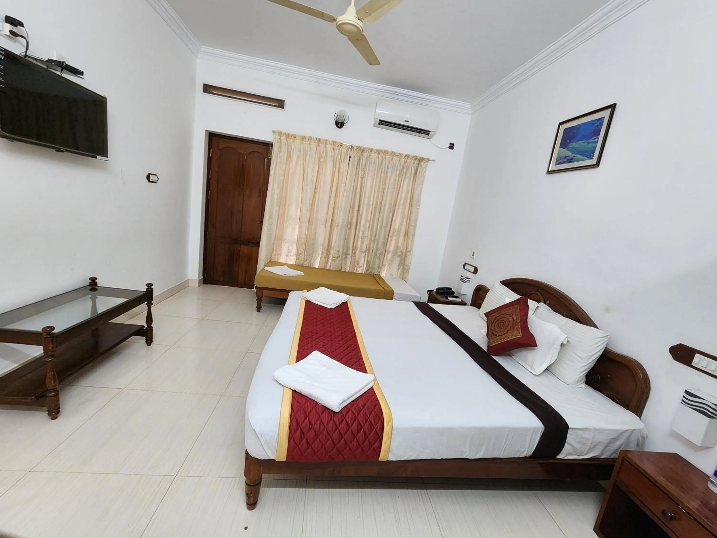 Bedroom, Bed in Jasmine Palace