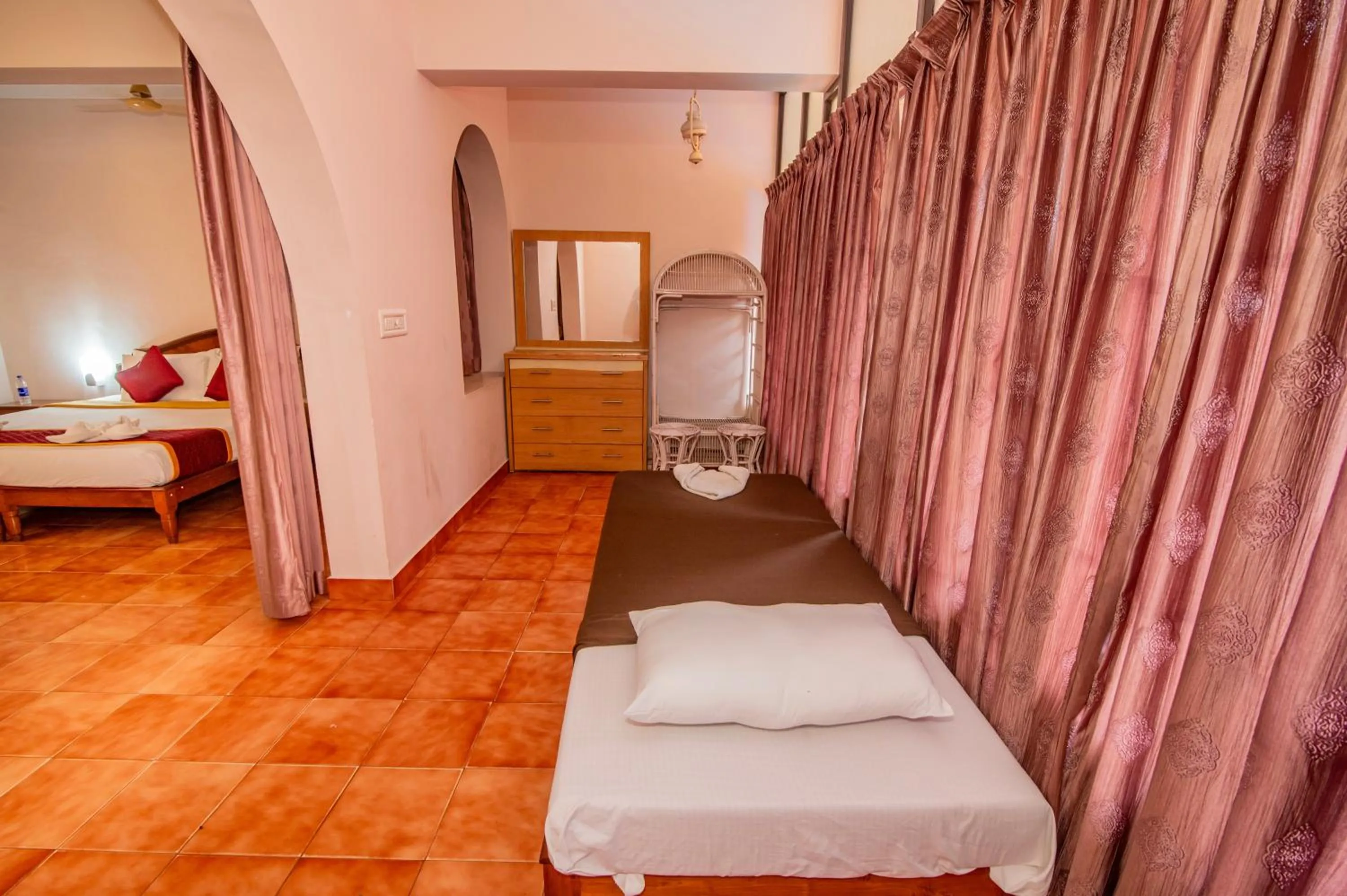 Bedroom, Bed in Jasmine Palace