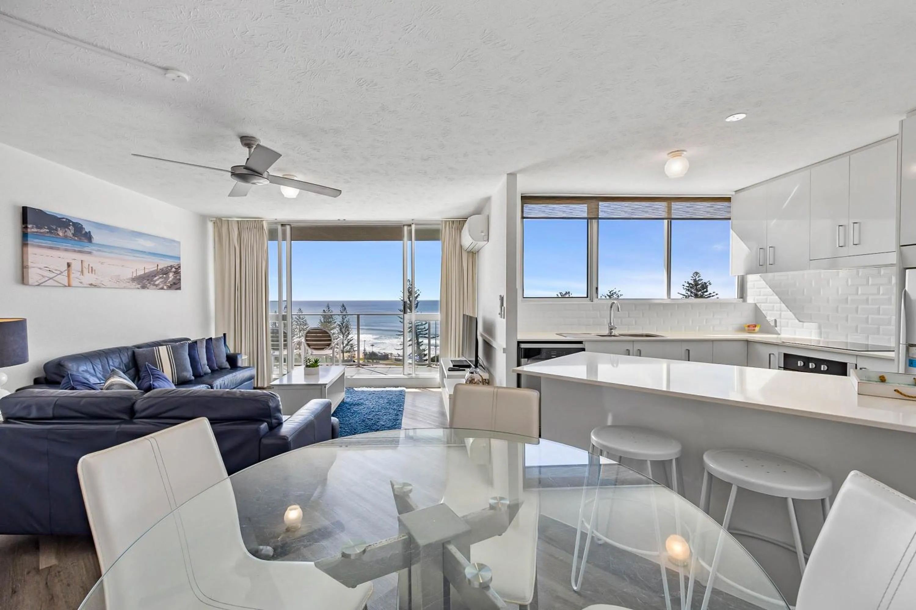 Living room in Mandolin Beachfront Resort