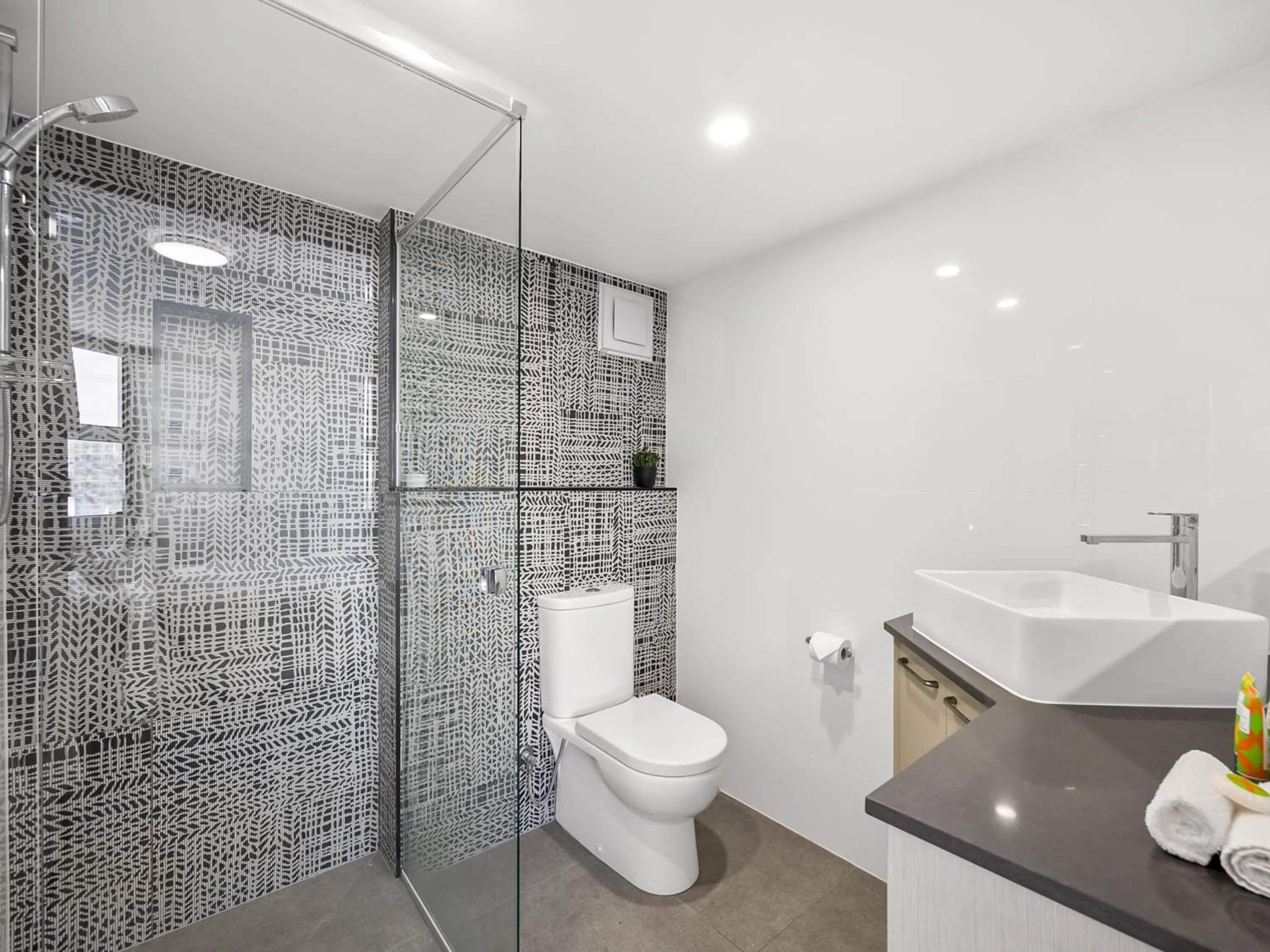 Bathroom in Mandolin Beachfront Resort