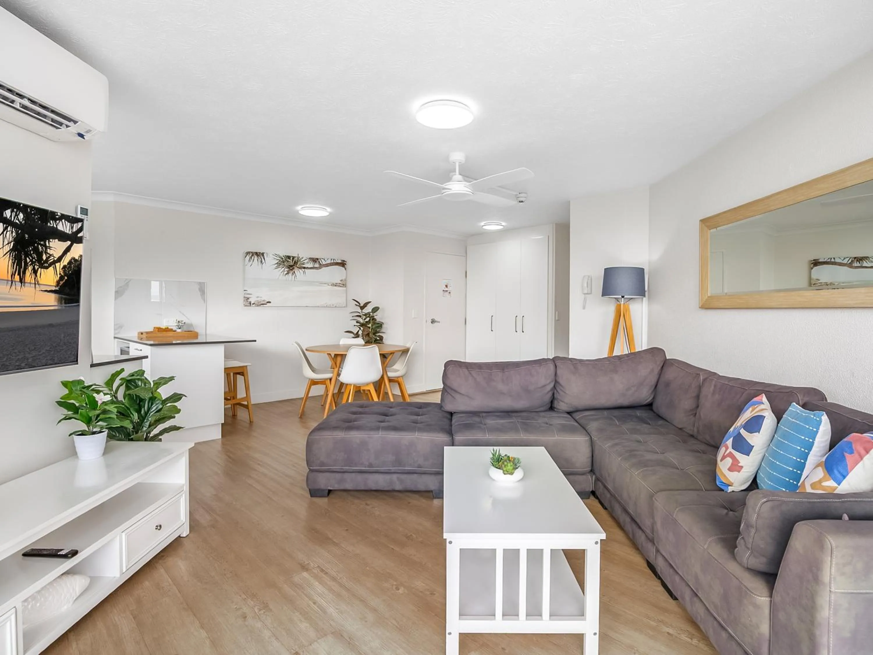 Living room in Mandolin Beachfront Resort