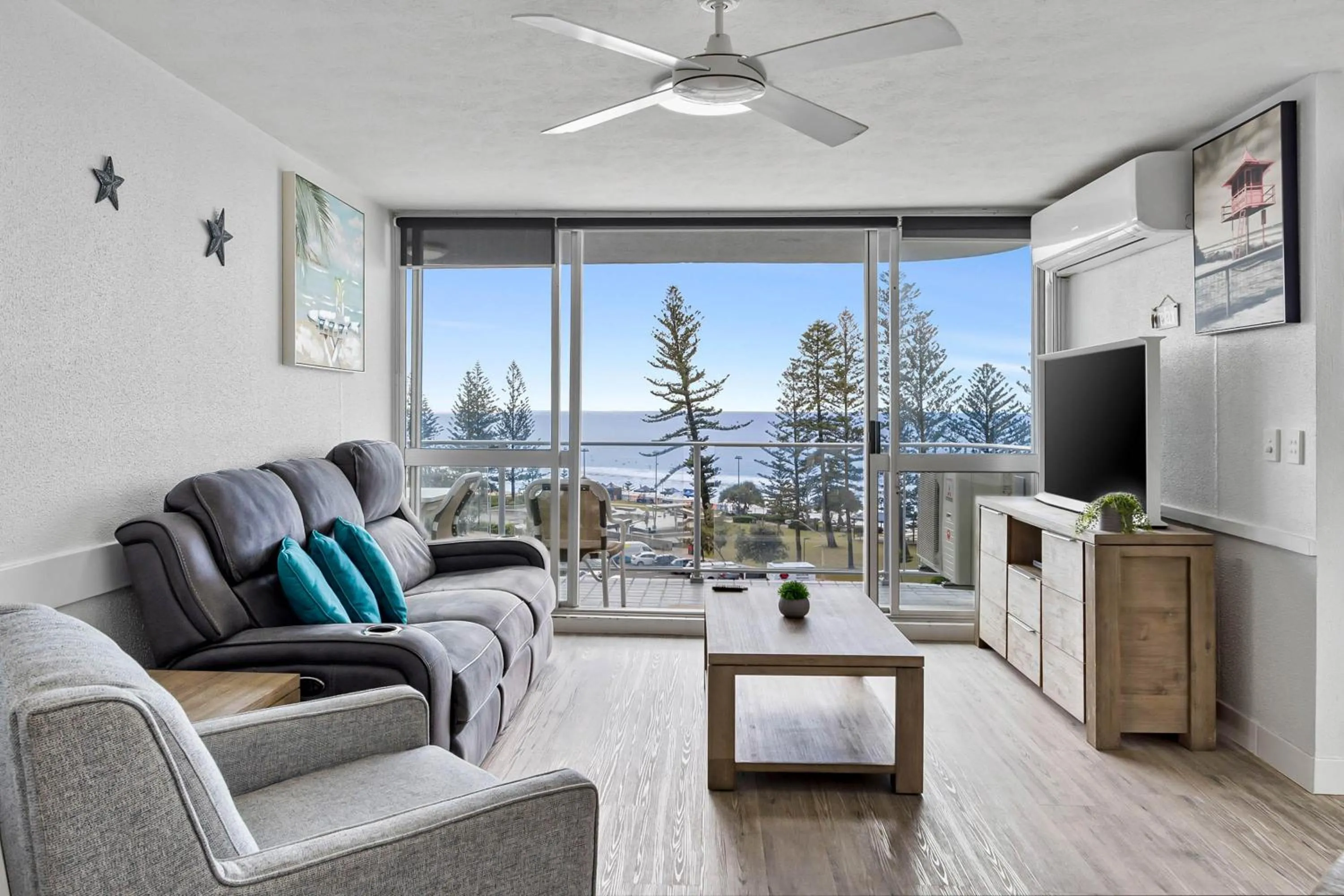 Living room in Mandolin Beachfront Resort