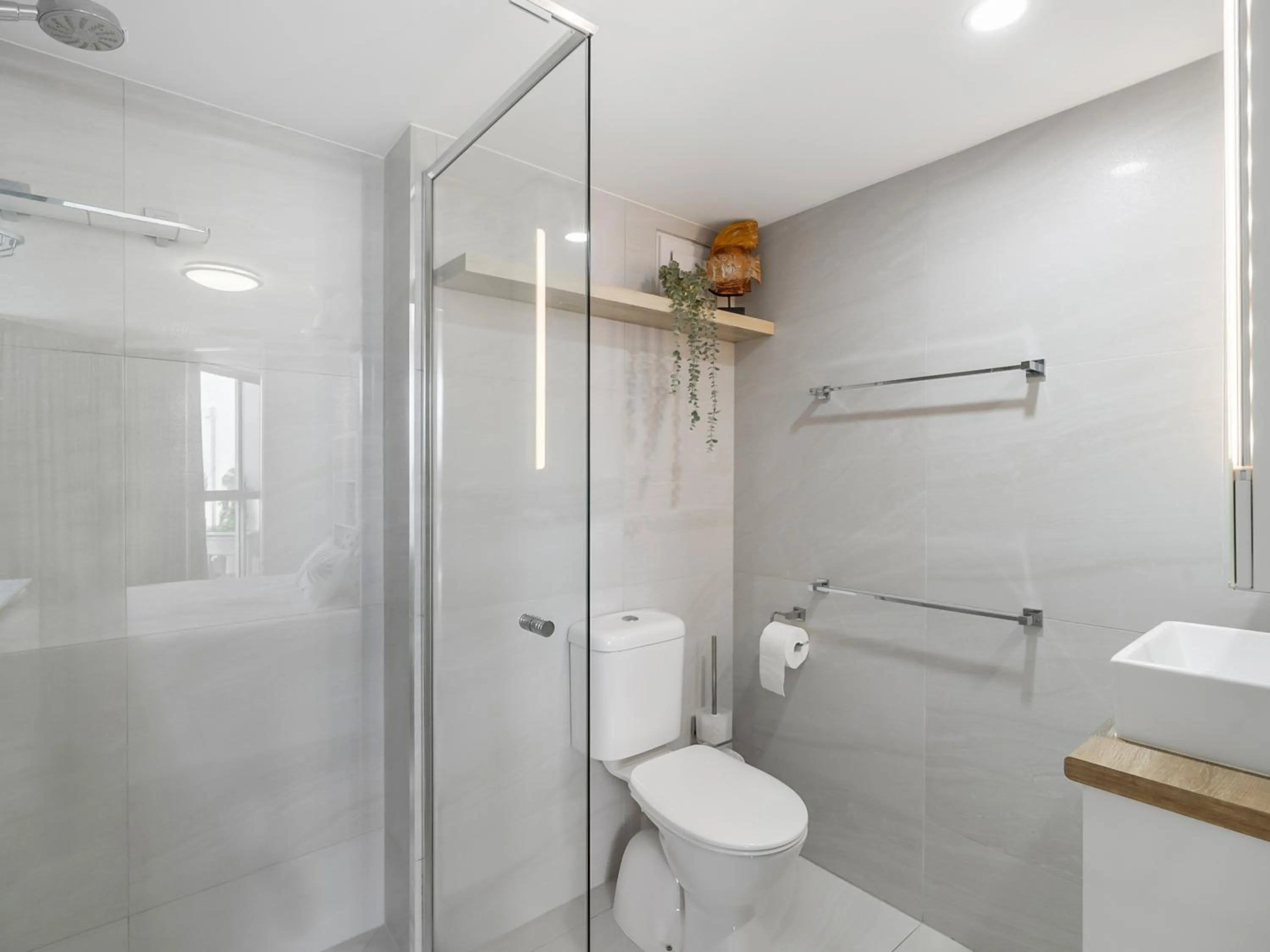 Bathroom in Mandolin Beachfront Resort
