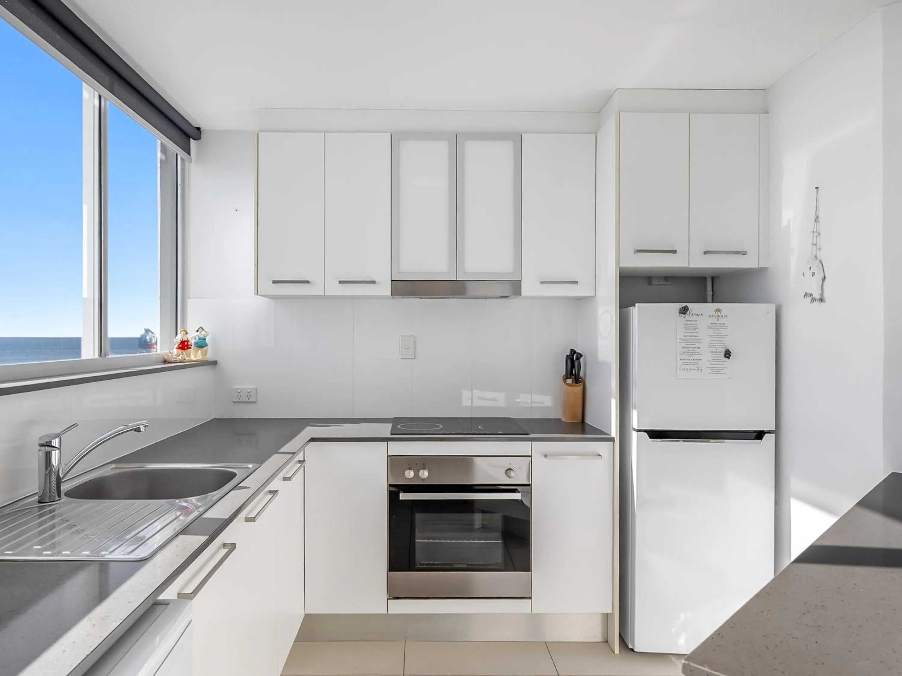 kitchen in Mandolin Beachfront Resort