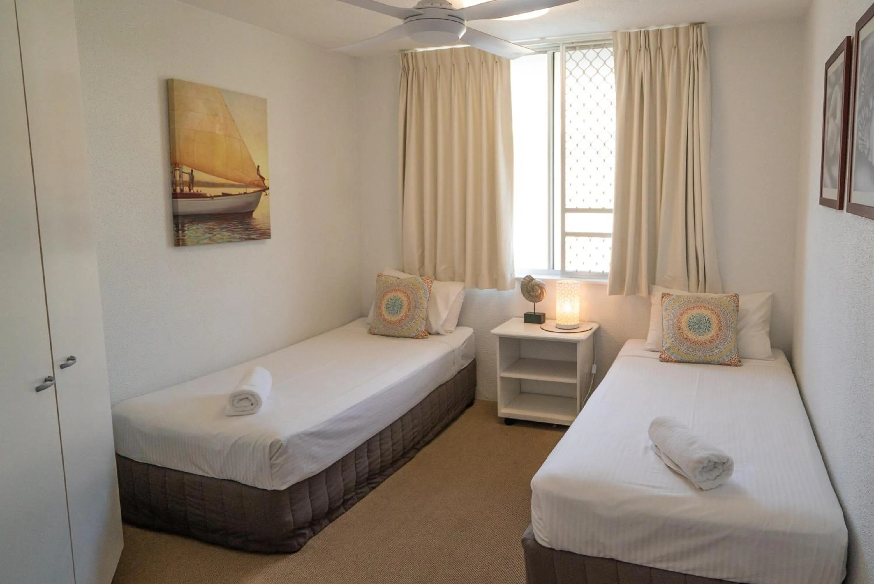 Standard Two-Bedroom Apartment with Ocean View in Mandolin Beachfront Resort