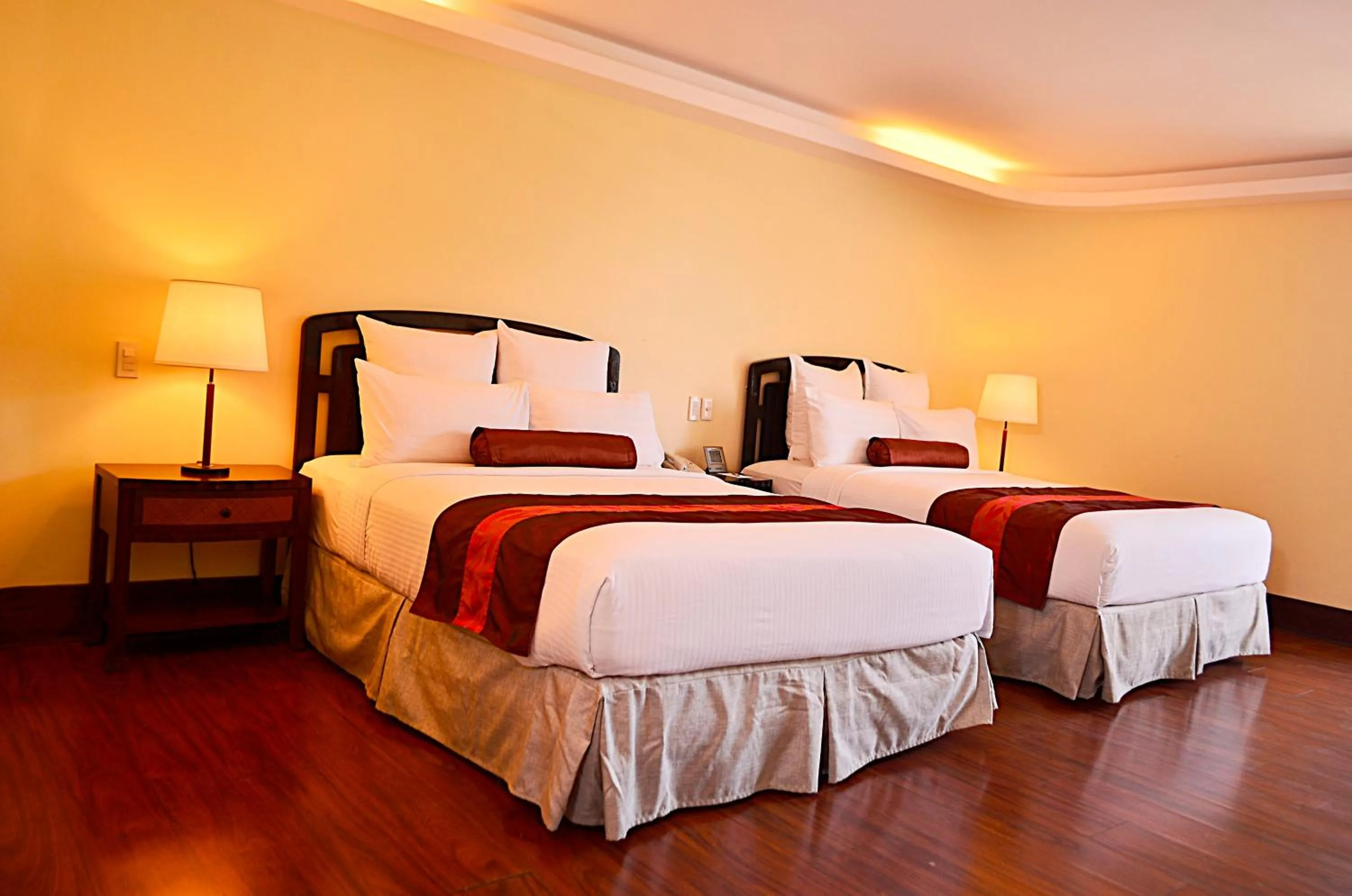 Bedroom, Bed in Thunderbird Resorts - Rizal