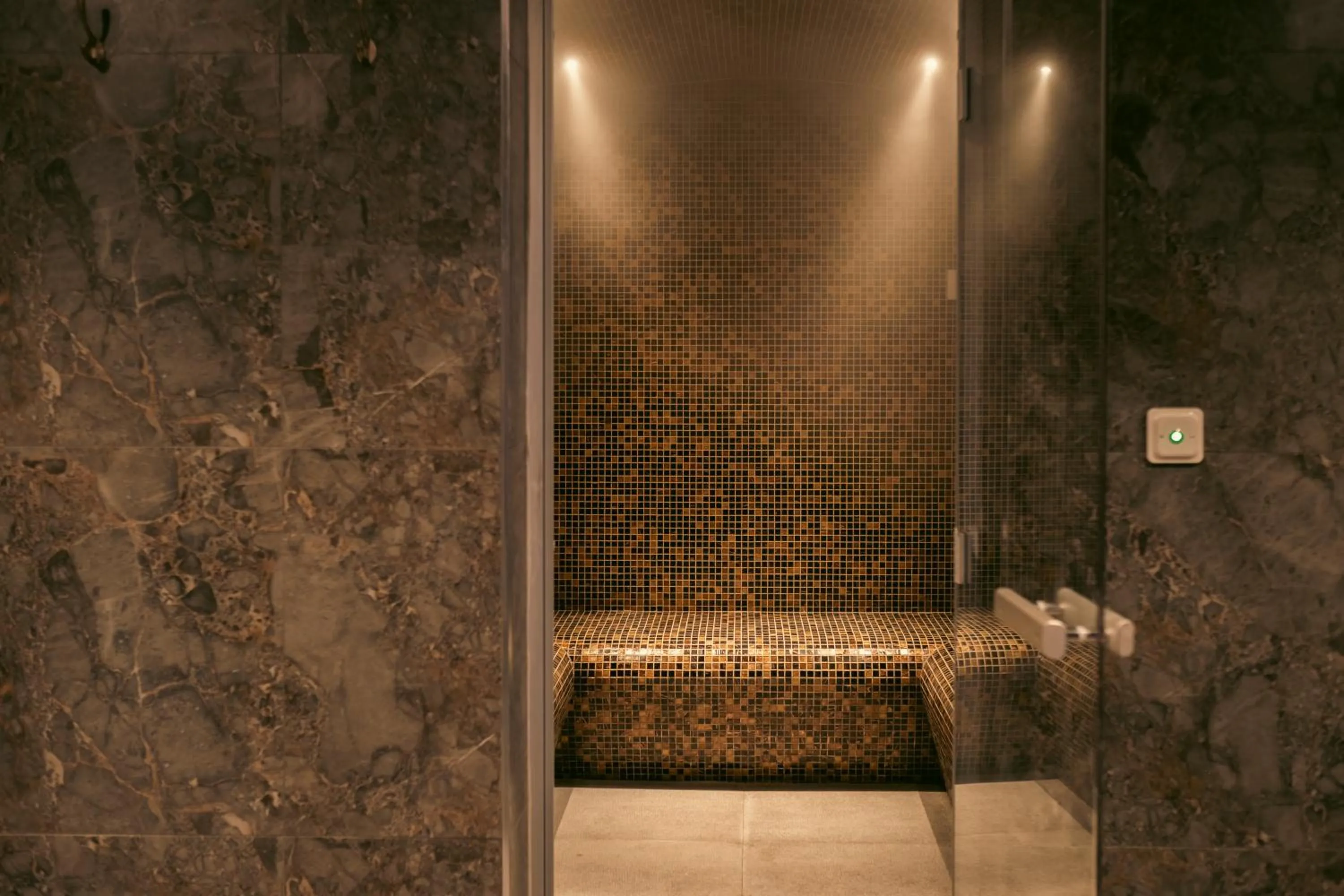 Sauna in Longevity Senses - Cascais Boutique Hotel - Adults Only