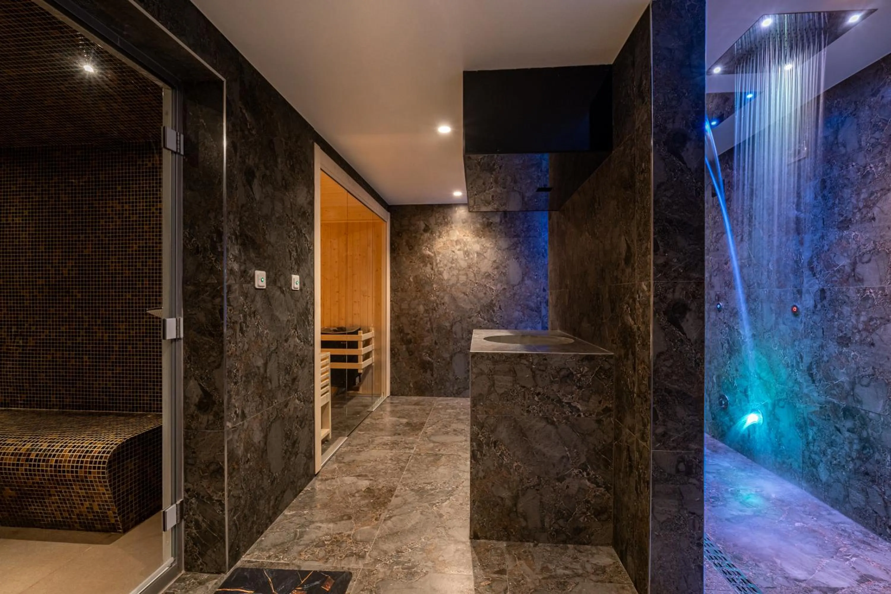 Sauna in Longevity Senses - Cascais Boutique Hotel - Adults Only