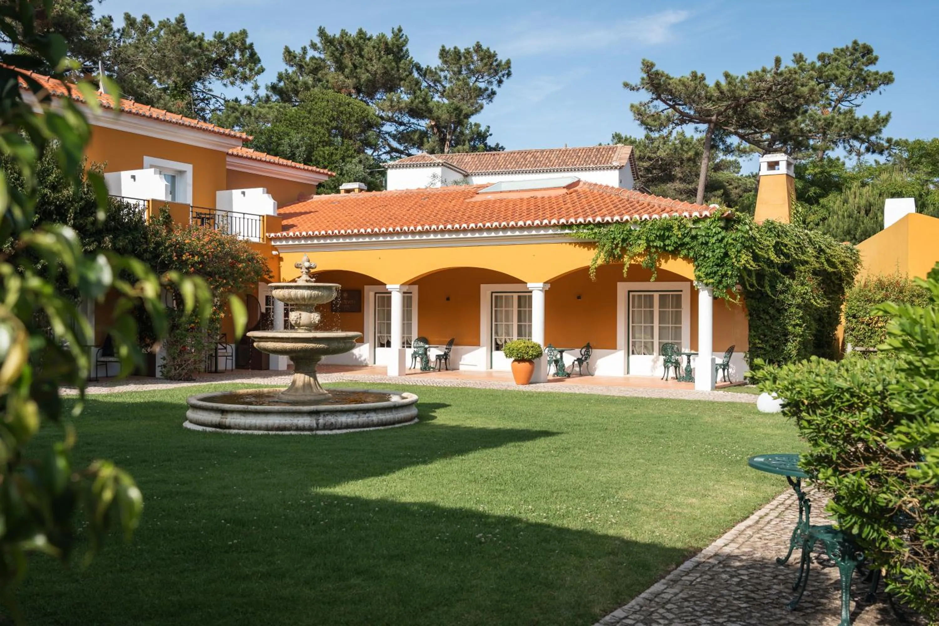 Garden in Longevity Senses - Cascais Boutique Hotel - Adults Only