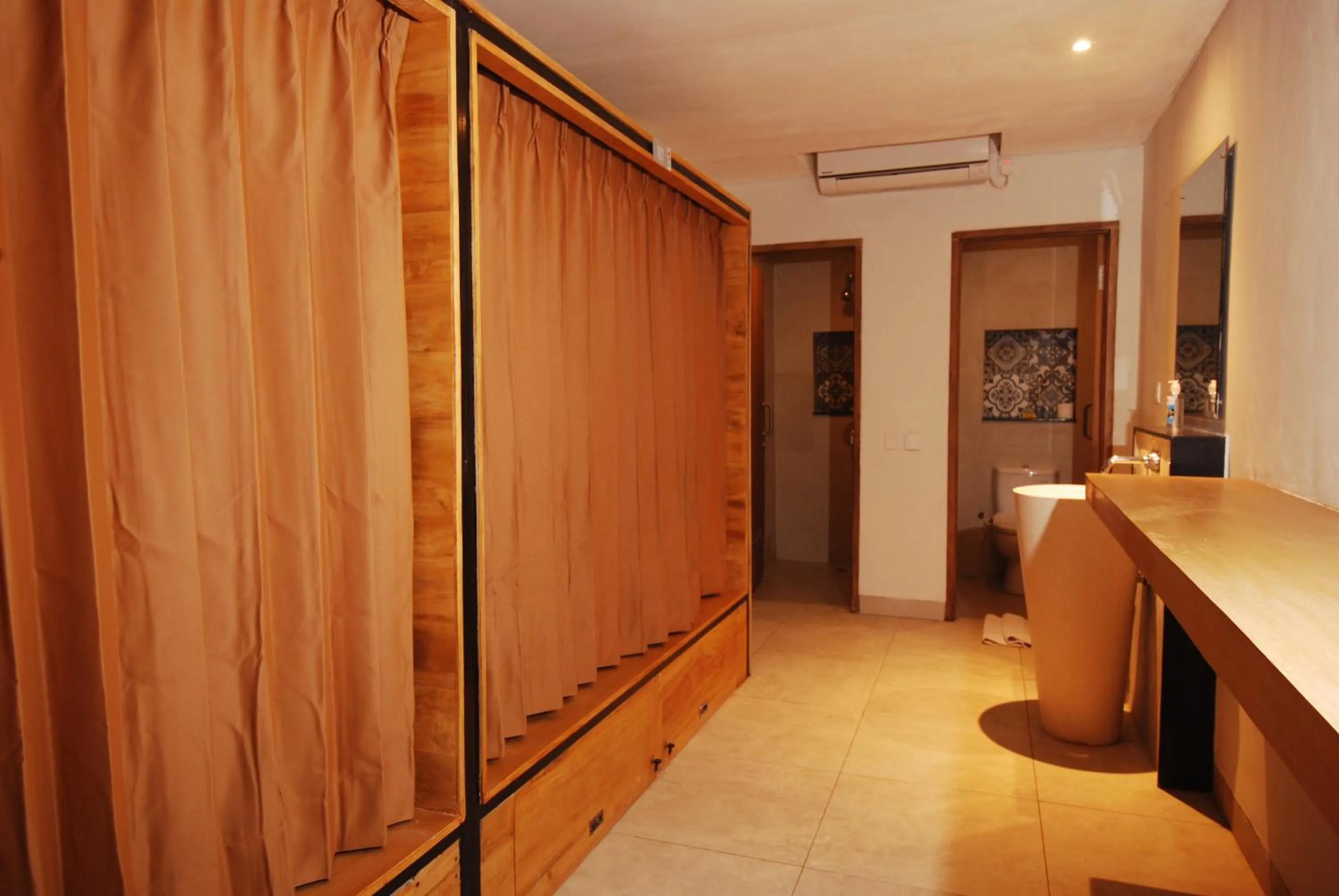 Bed in DBeds Kuta Beach