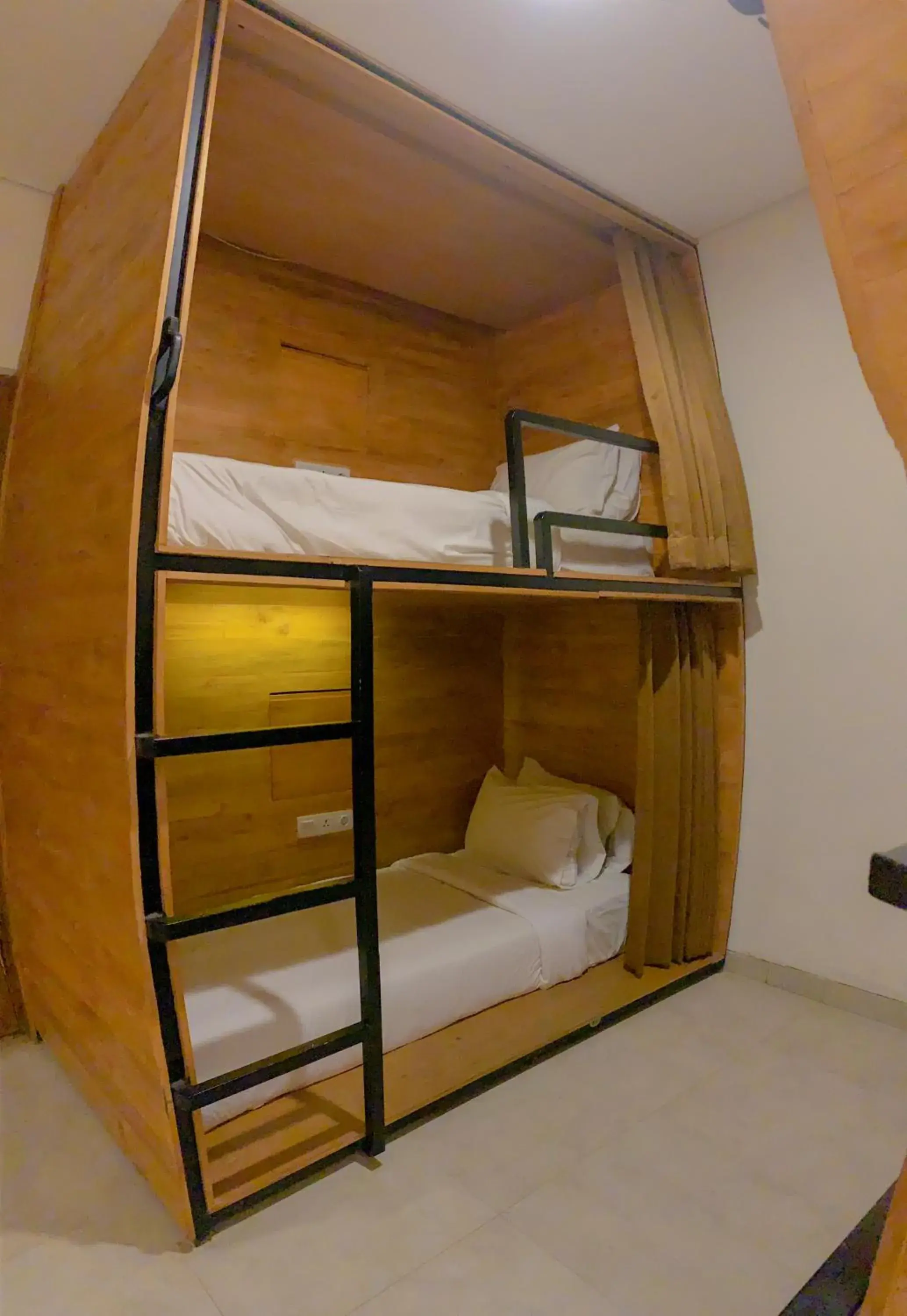 Bed in 4-Bed Male Dormitory Room in DBeds Kuta Beach Bed in 4-Bed Male Dormitory Room in DBeds Kuta Beach