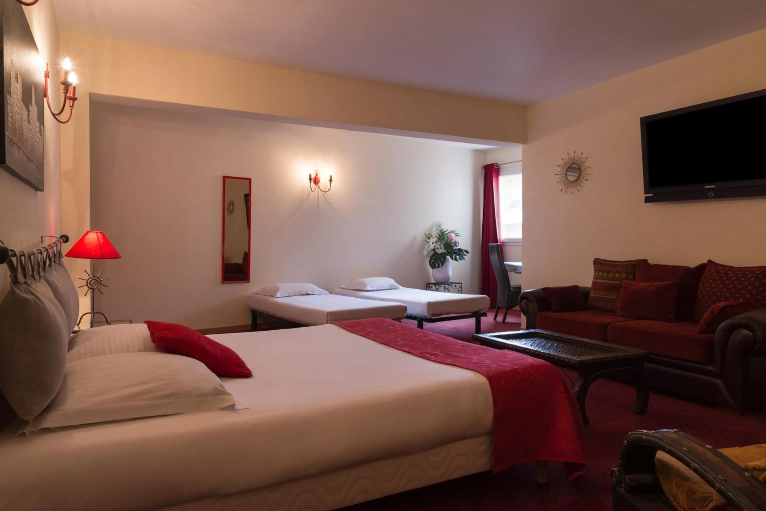 Hotel Le Village Provencal