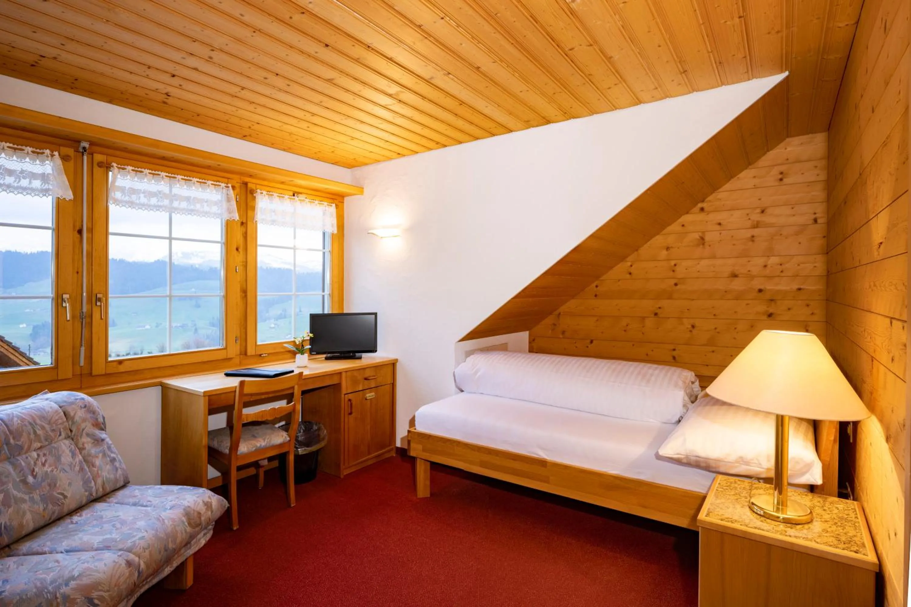 Bedroom in Hotel und Restaurant Chäseren