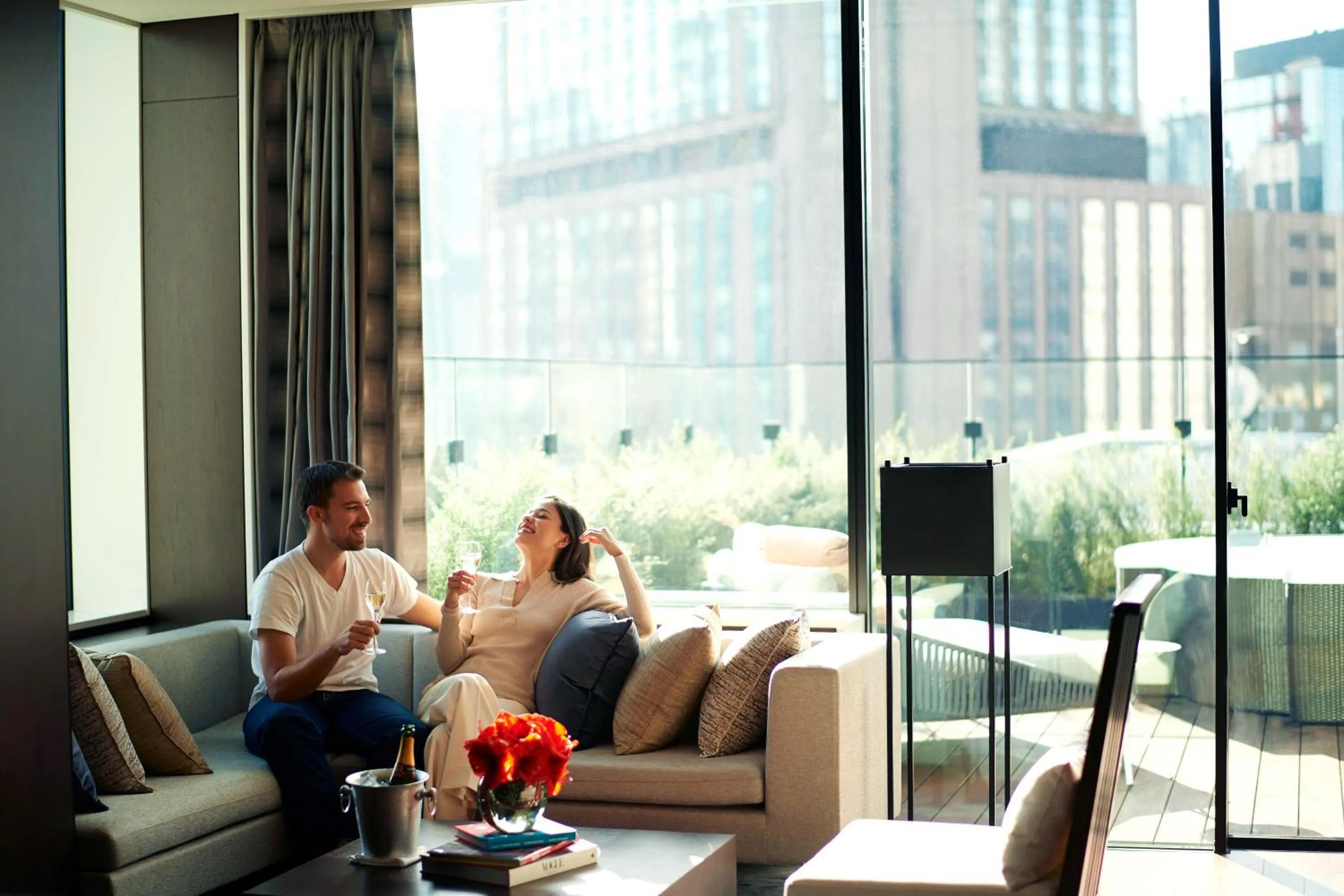 Living room in The Gate Hotel Tokyo by Hulic