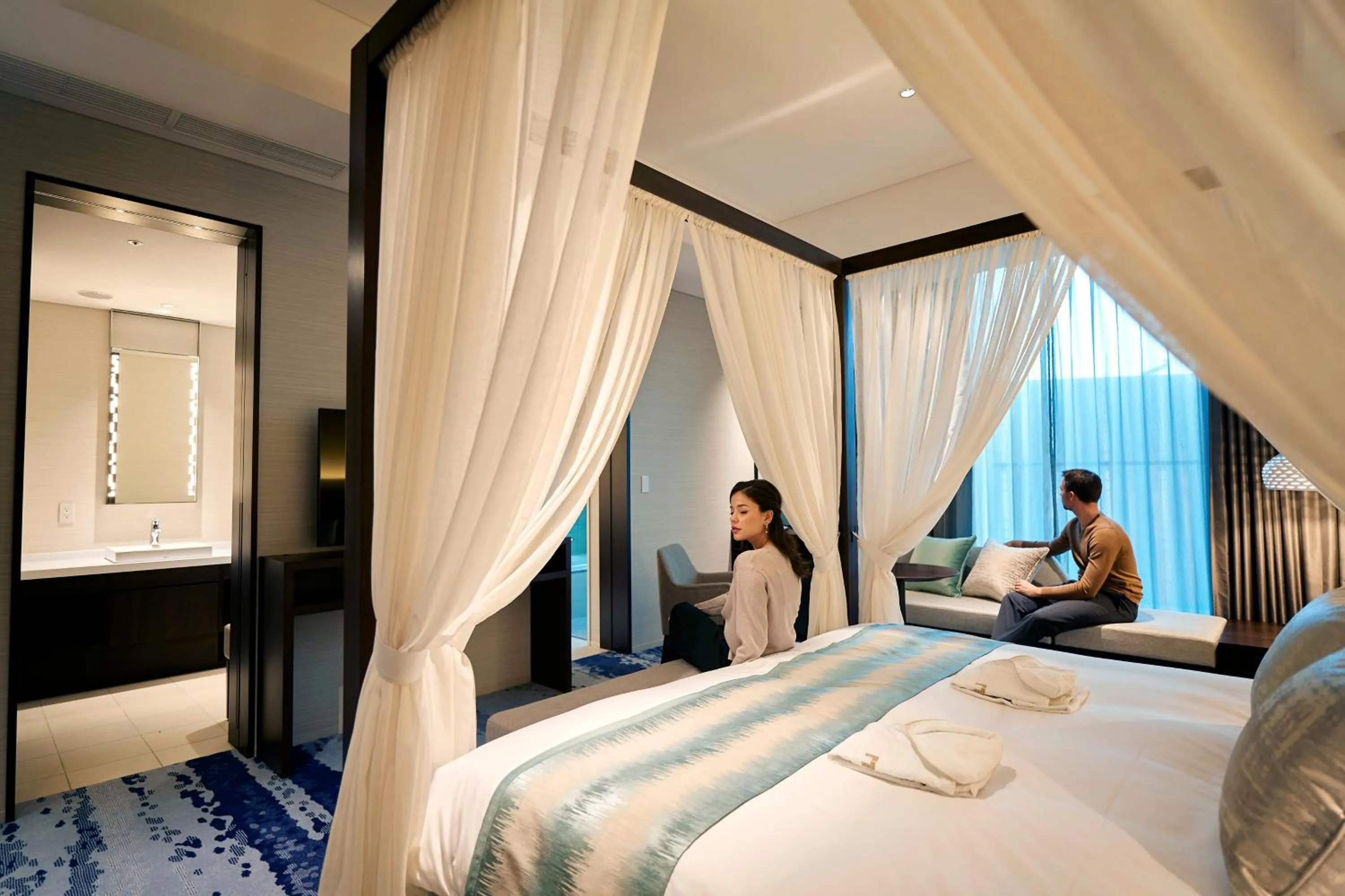 Bed in The Gate Hotel Tokyo by Hulic