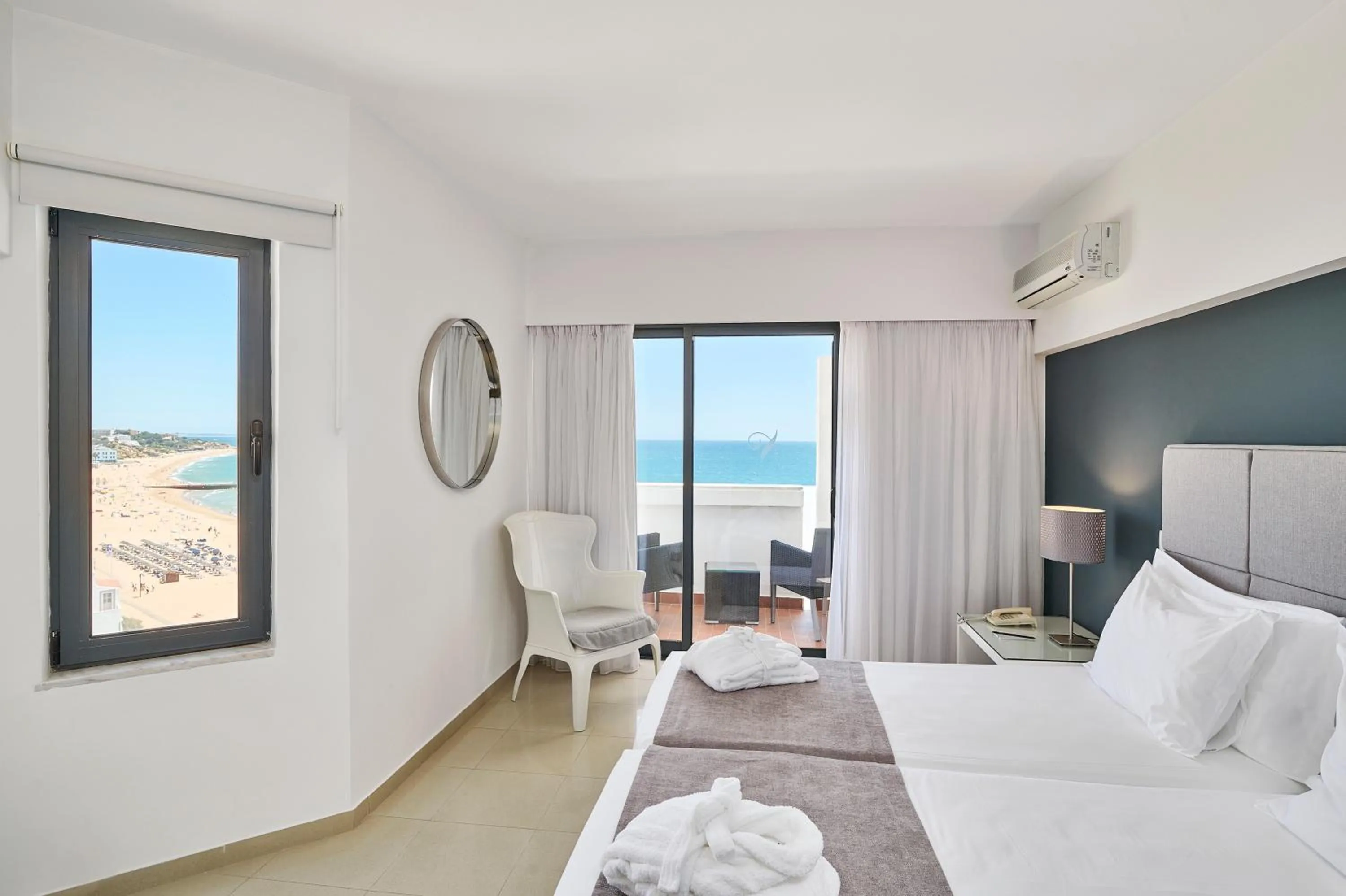 Bed in Rocamar Exclusive Hotel & Spa - Adults Only