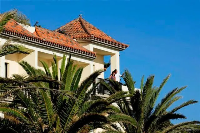 Property building in Hotel Gran Rey