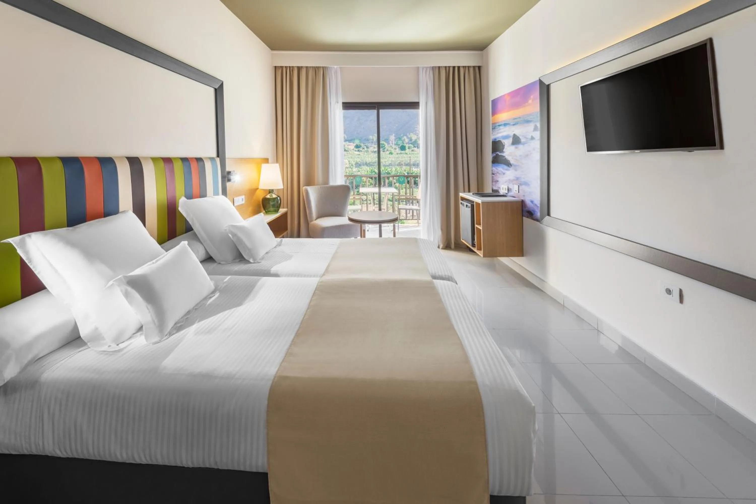 Photo of the whole room, Bed in Hotel Gran Rey