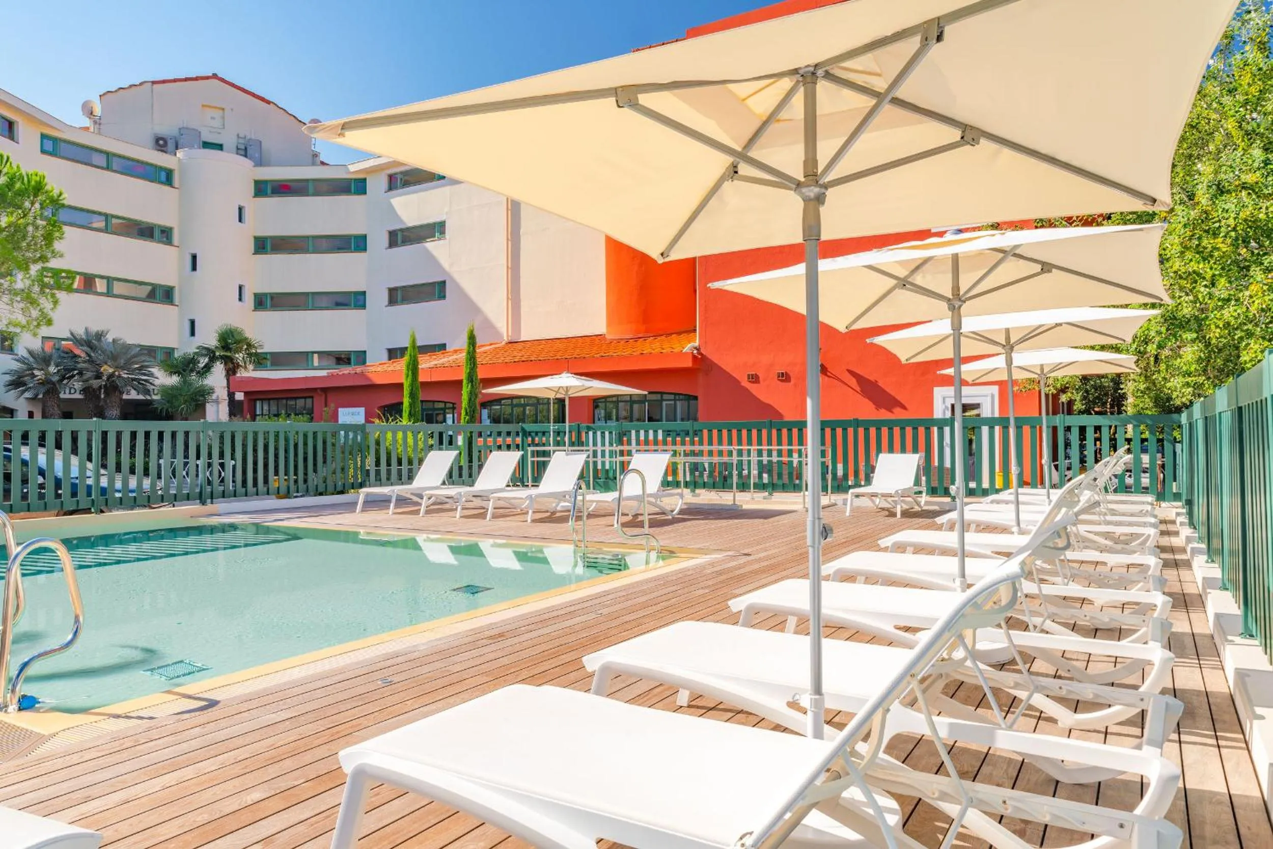 Swimming pool in Hôtel-Résidence la Pinède