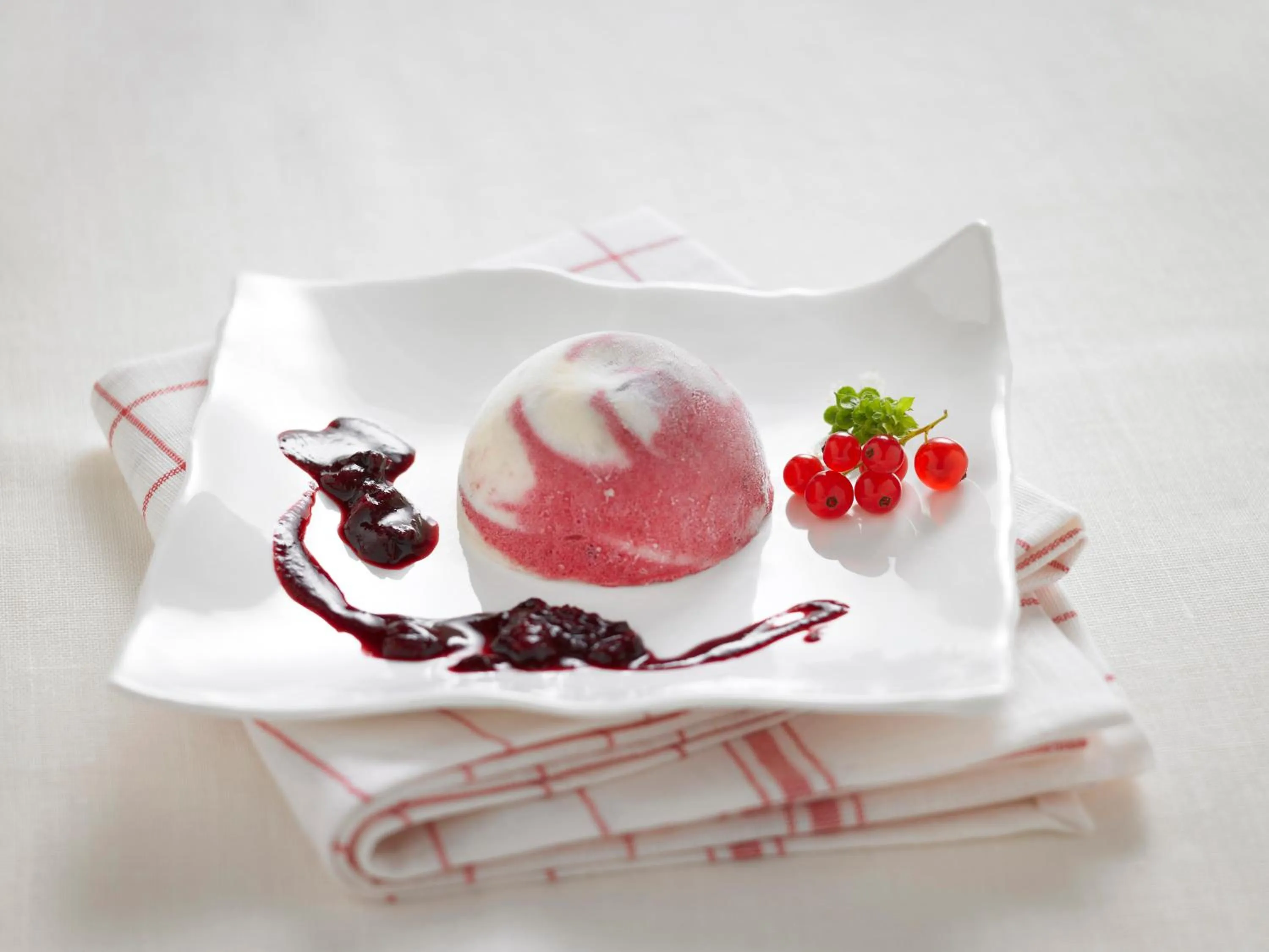 Restaurant/places to eat in Hôtel-Résidence la Pinède