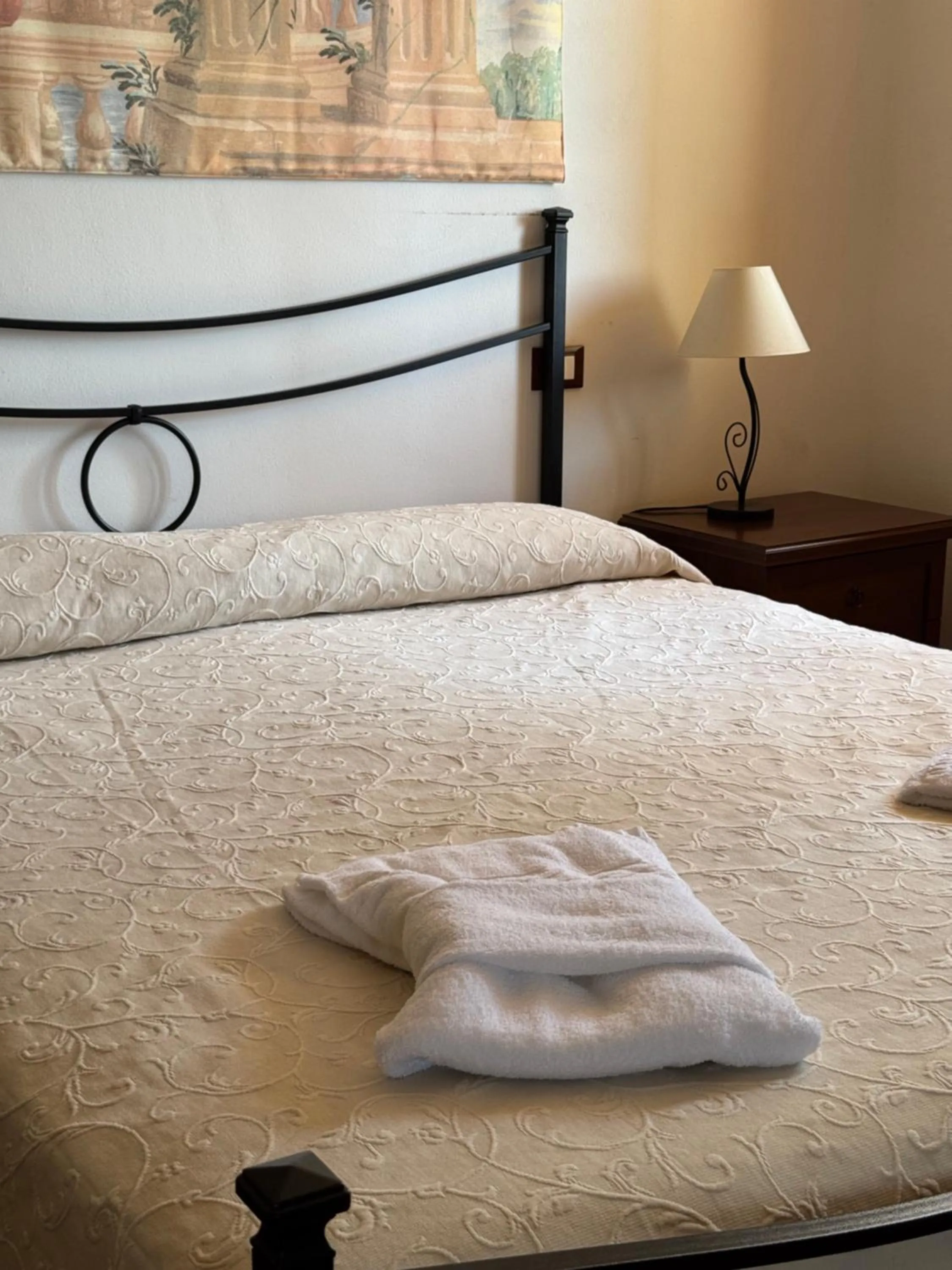 Bed in Madonna Del Poggio CAV