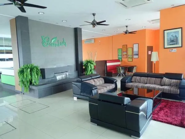 Lobby/Reception in Greenleaf Hotel