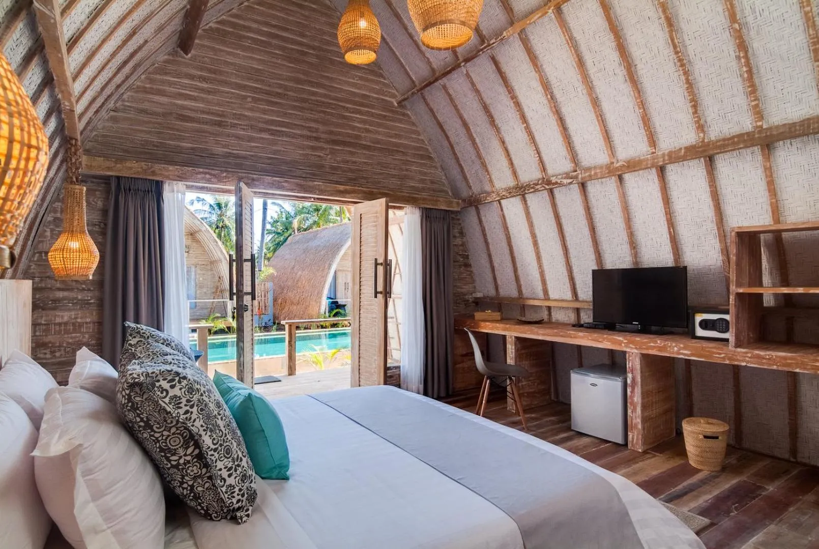 Photo of the whole room, Bed in Gili Meno Escape - Adults Only