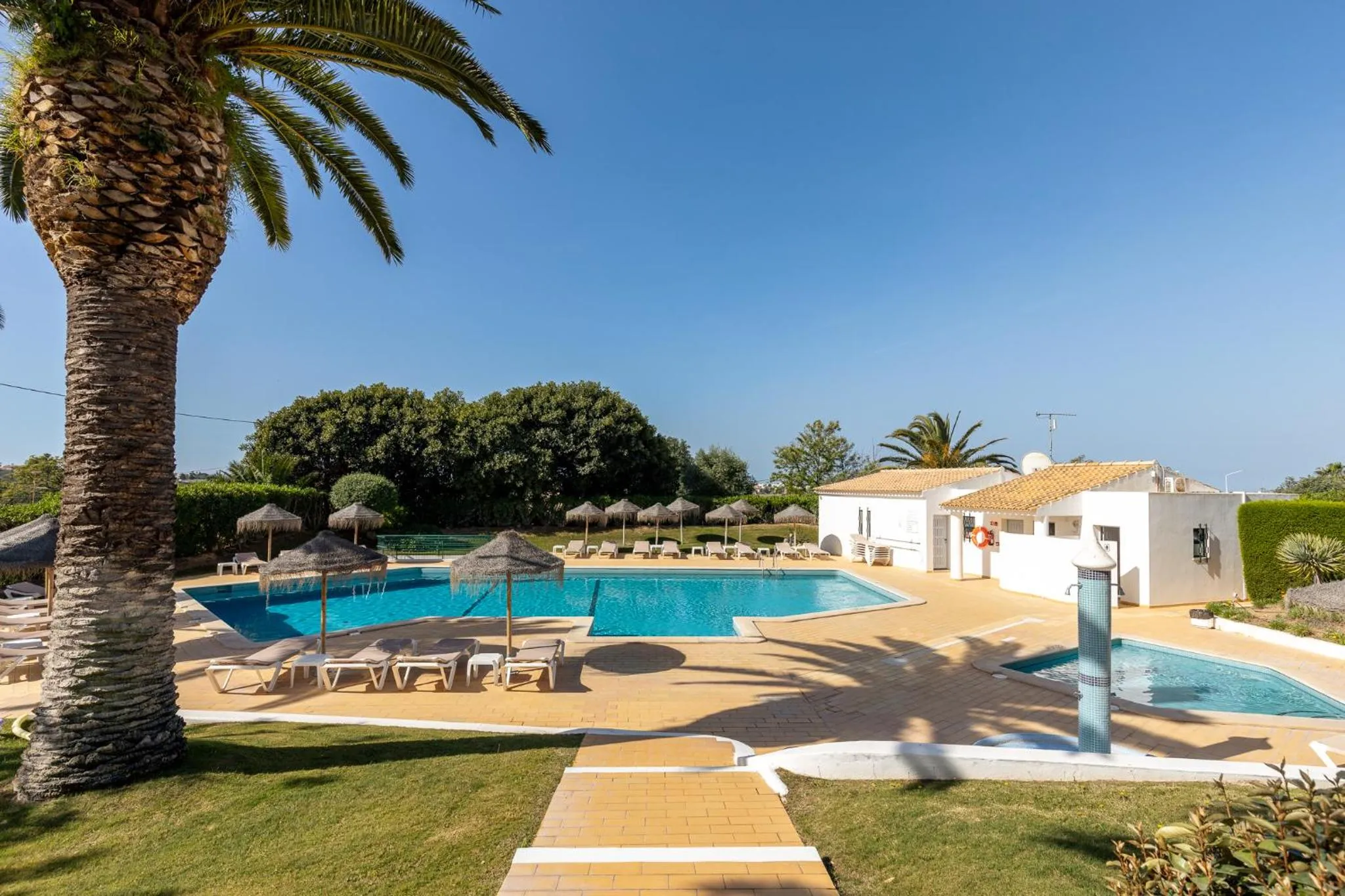 Swimming pool in Parque Monte Verde