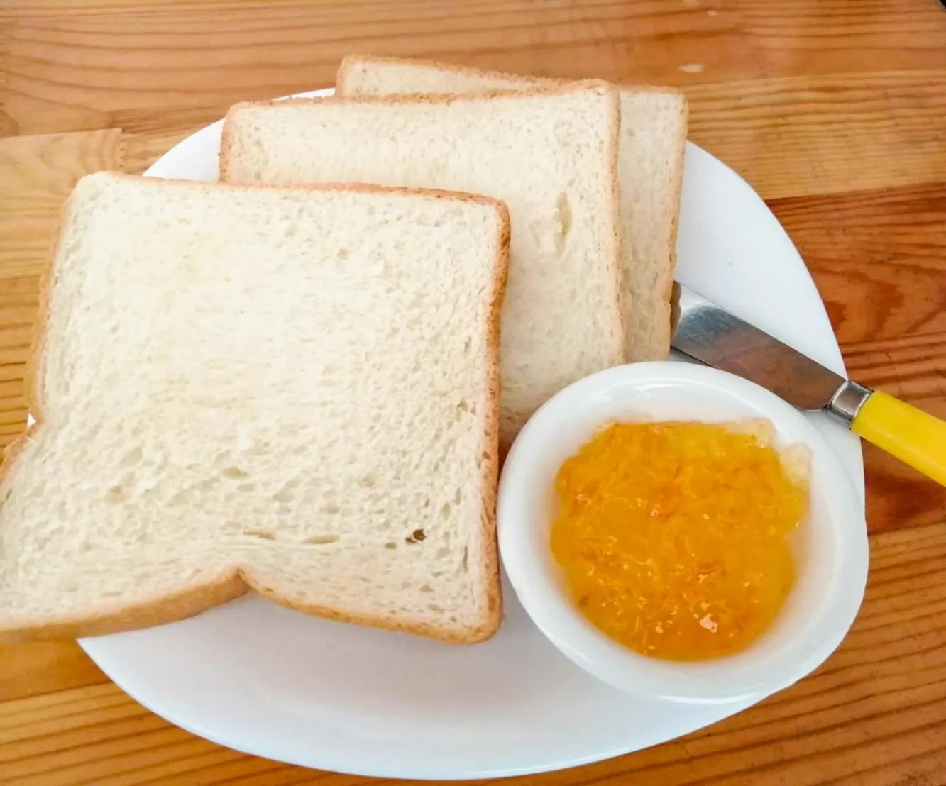 Breakfast in Uthaithani Resort