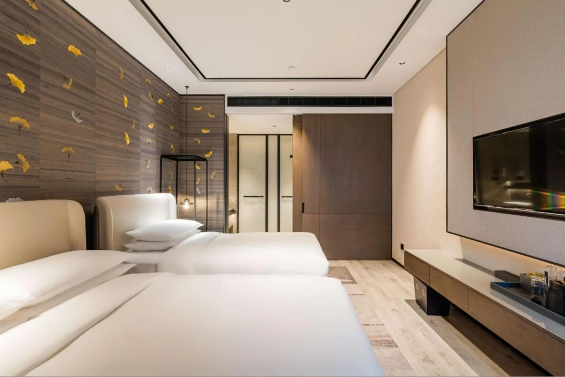 Bedroom, Bed in Yunhe Yebo Hotel (Shanghai International Tourism Resort Pudong Airport)