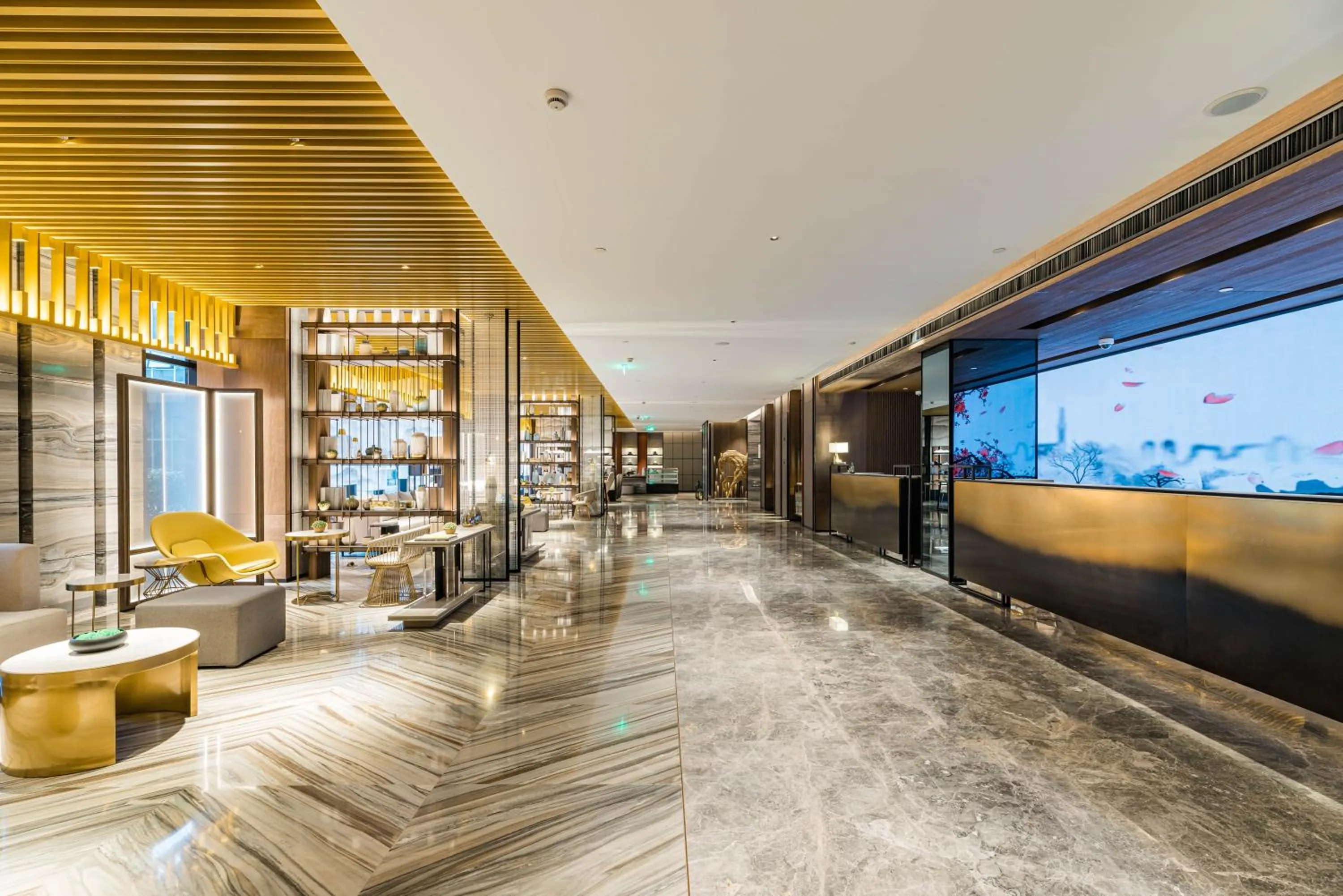 Seating area in Yunhe Yebo Hotel (Shanghai International Tourism Resort Pudong Airport)