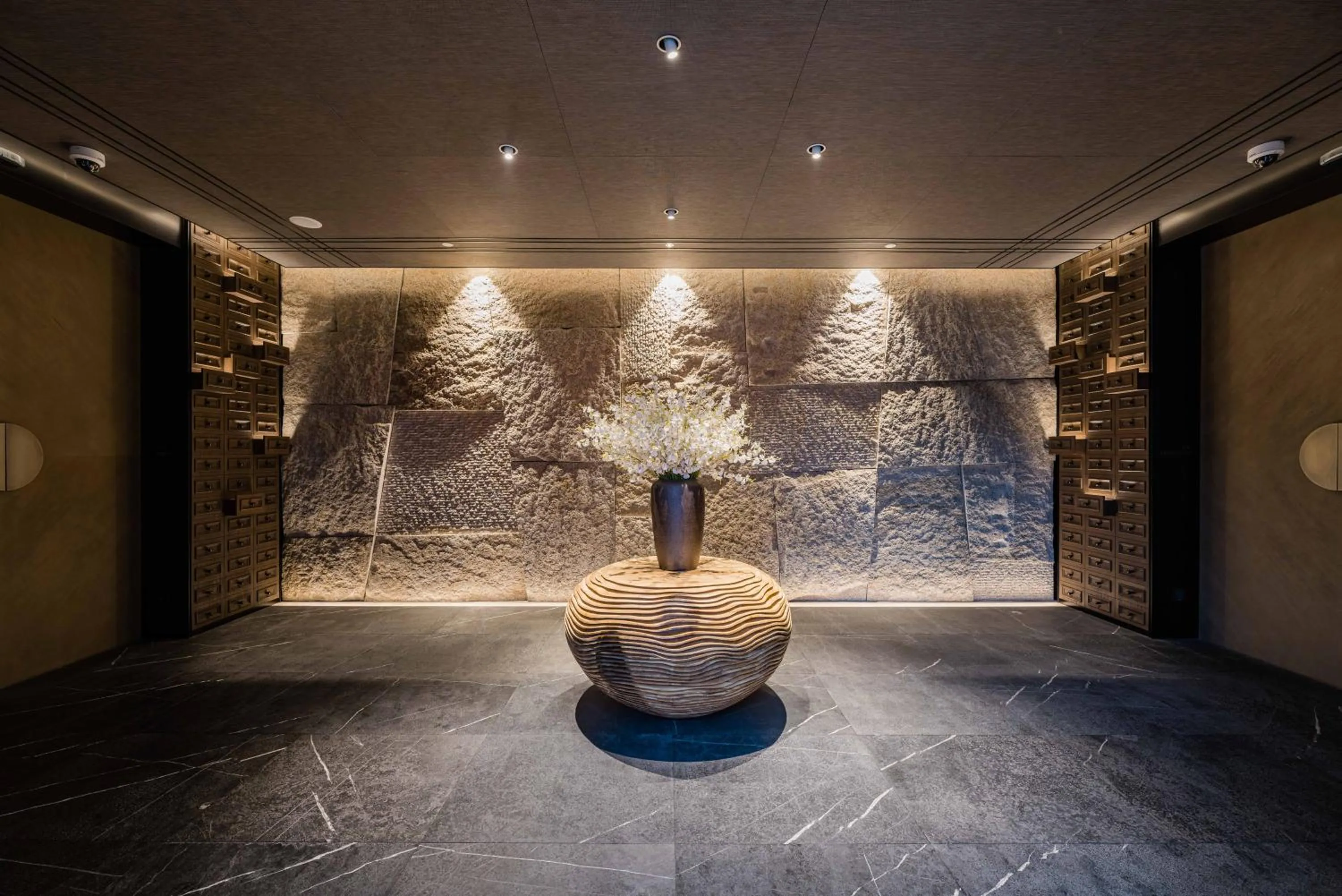 Property building in Yunhe Yebo Hotel (Shanghai International Tourism Resort Pudong Airport)