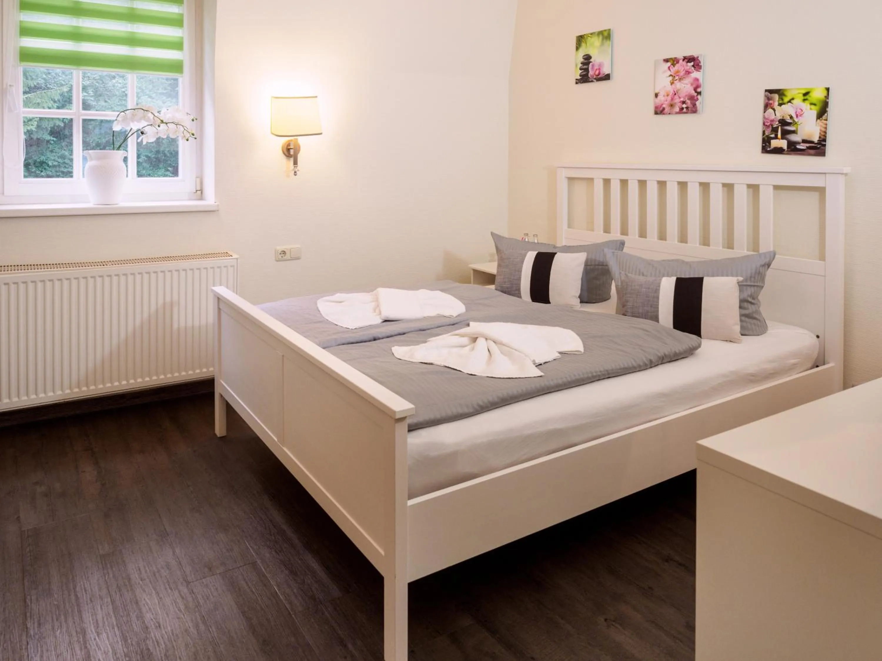 Bed in REGIOHOTEL am Brocken Schierke - #Wanderhotel #Sauna #Harzerlebnis #Aufzug