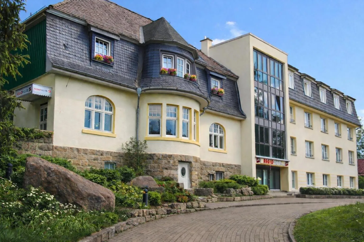 Property building in REGIOHOTEL am Brocken Schierke - #Wanderhotel #Sauna #Harzerlebnis #Aufzug