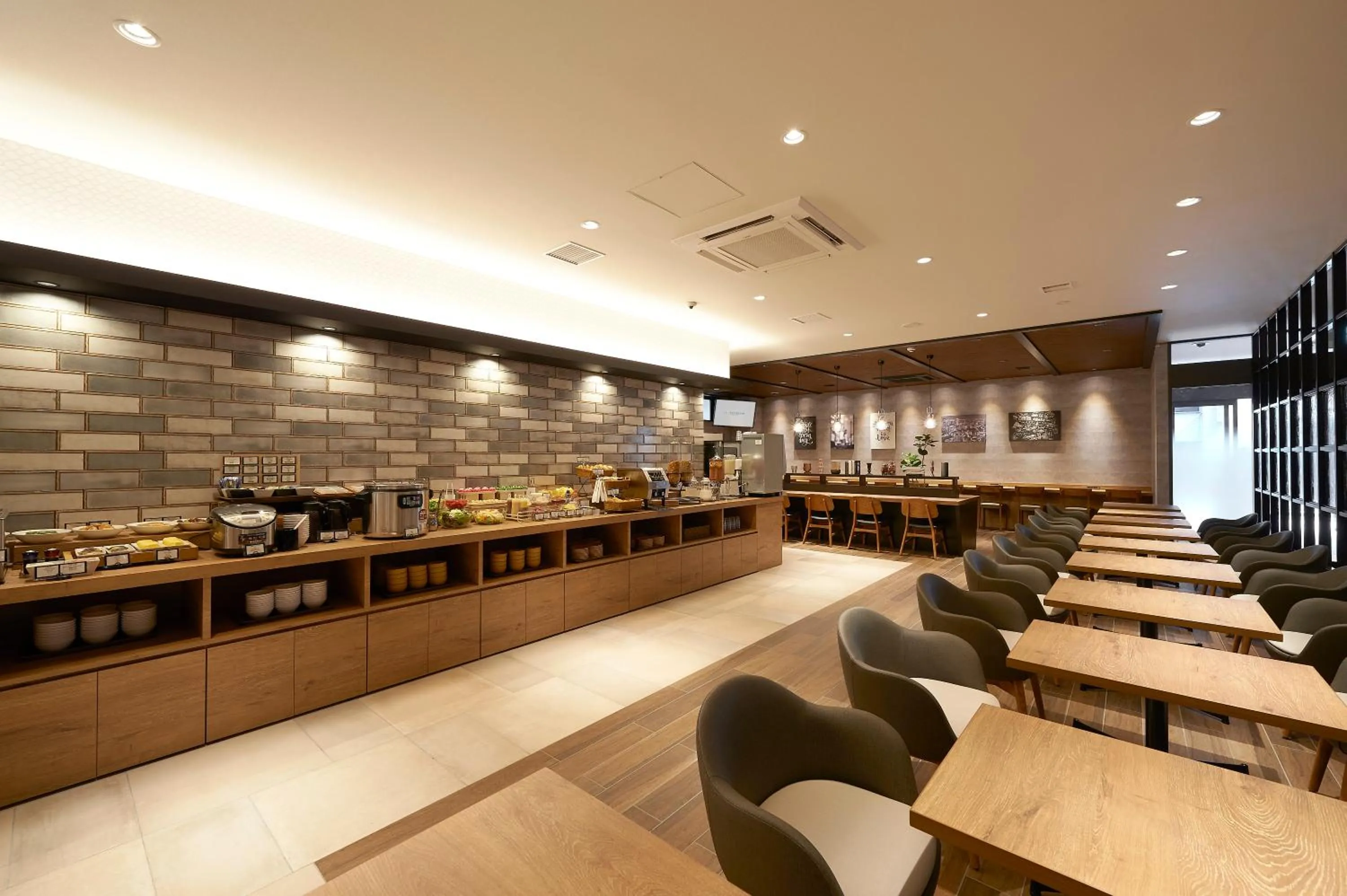 Restaurant/places to eat in Sotetsu Fresa Inn Osaka Shinsaibashi