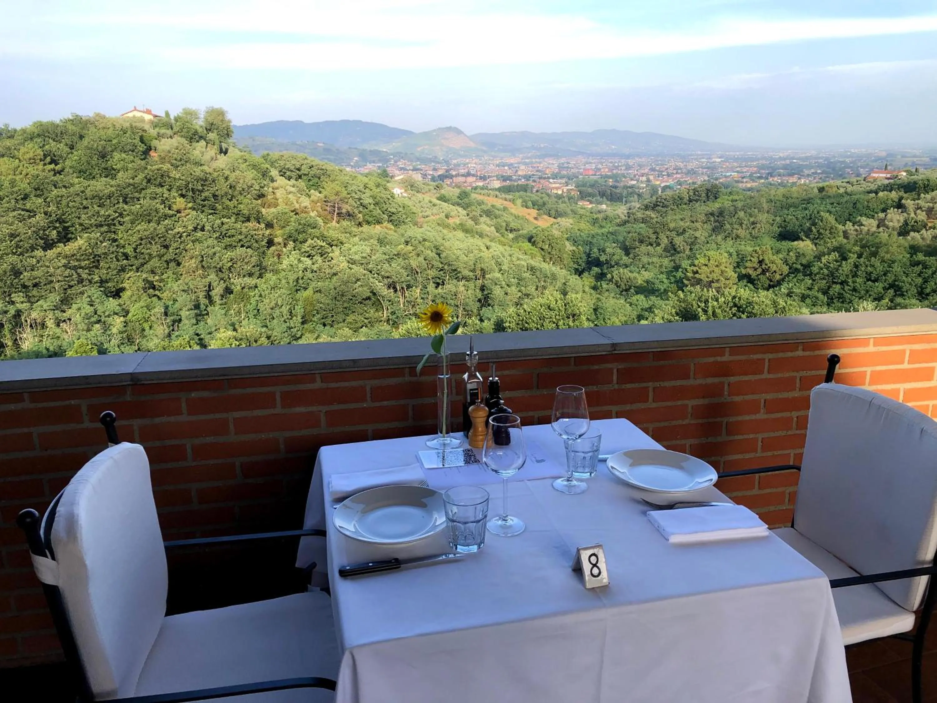 Restaurant/places to eat in B&B Hotel La Piana