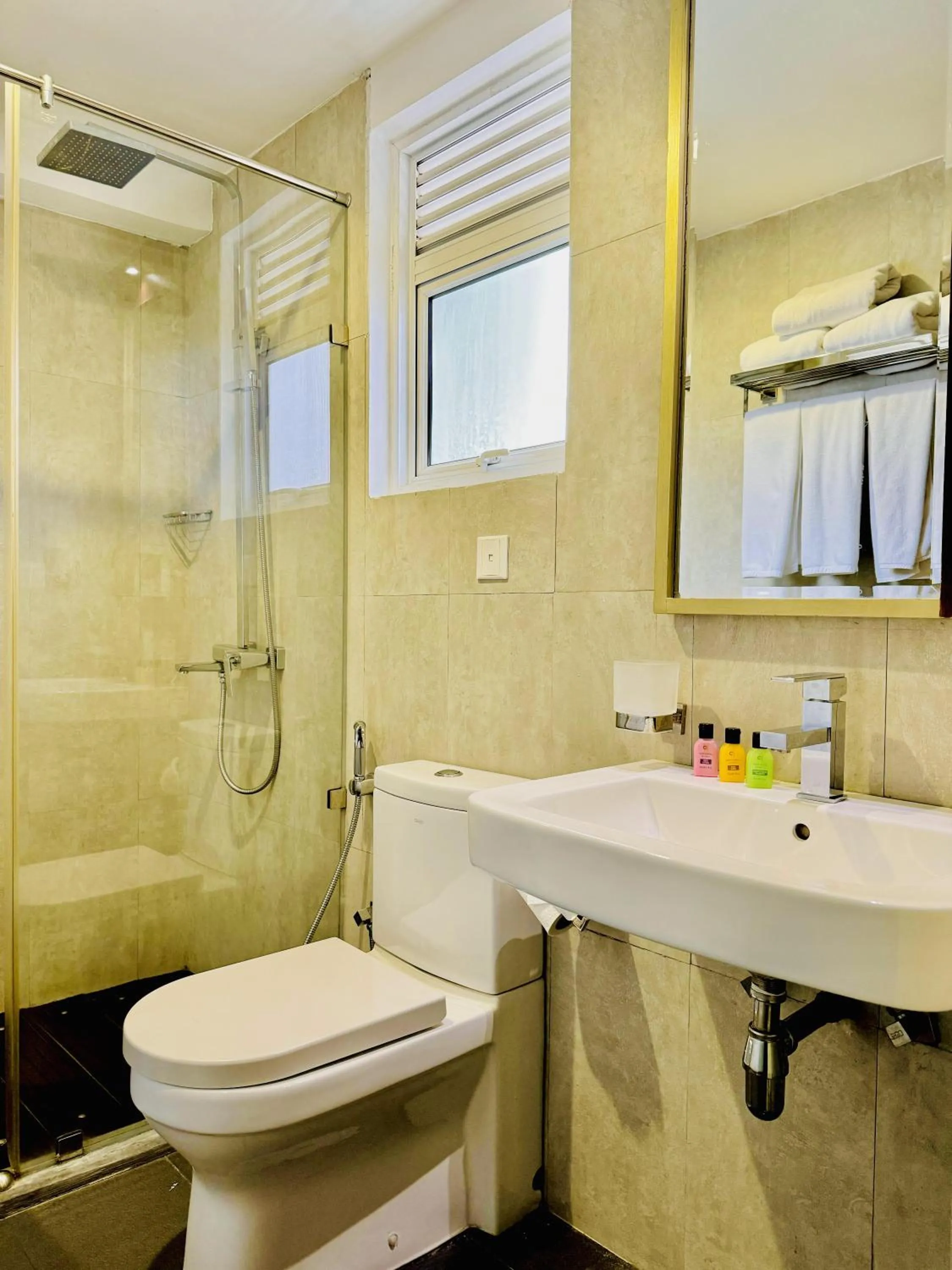 City Hotel Colombo 02