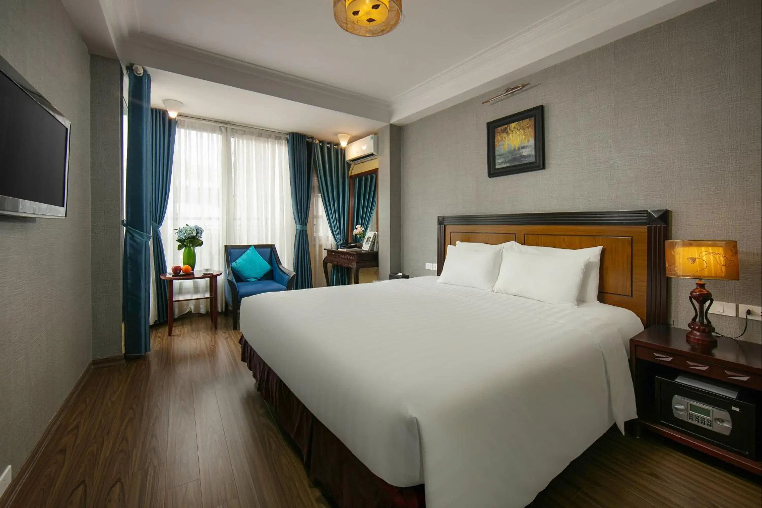 Superior Double or Twin Room with City View - single occupancy in Classic Street Hotel Superior Double or Twin Room with City View - single occupancy in Classic Street Hotel