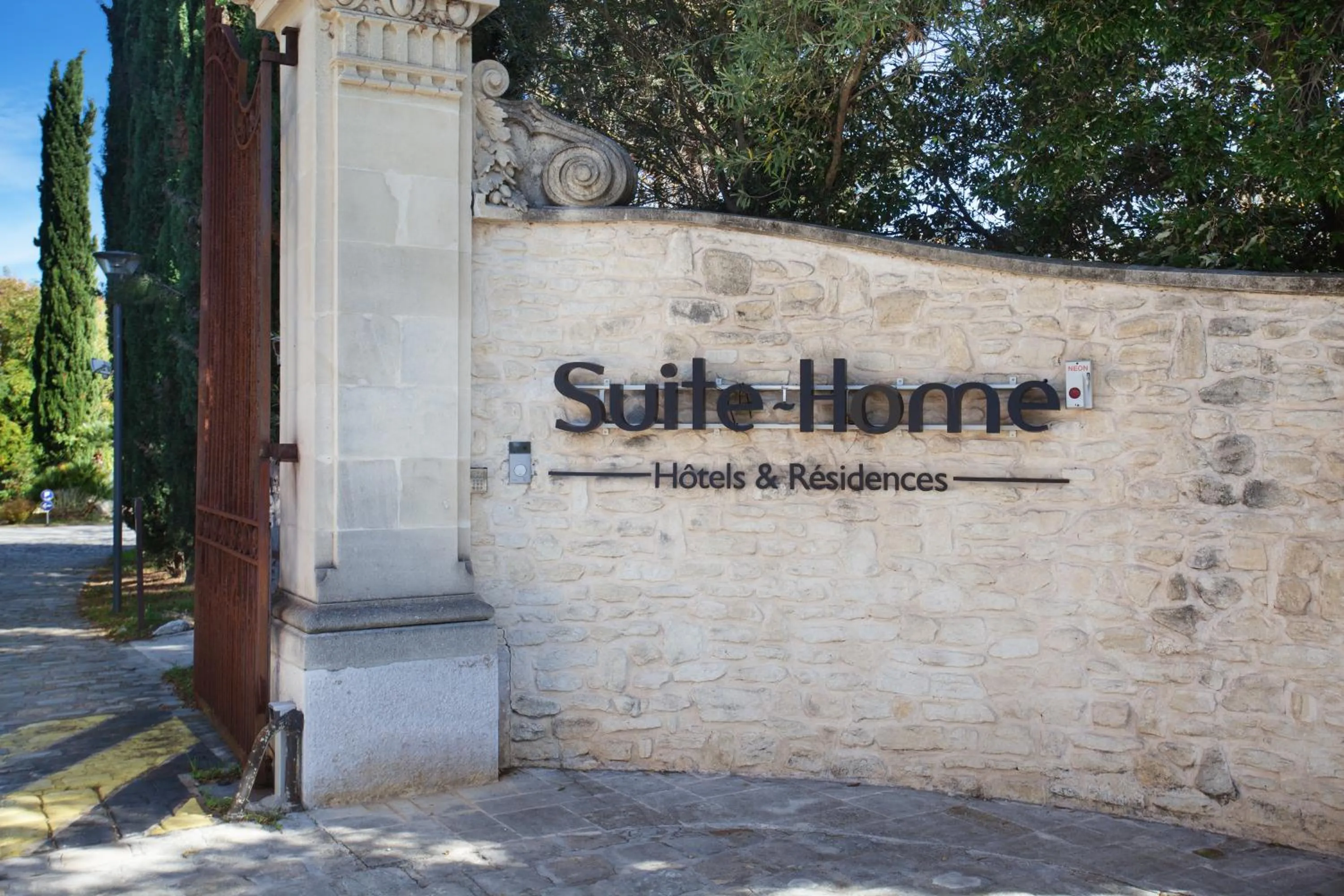 Facade/entrance in Suite Home Aix en Provence Sud TGV