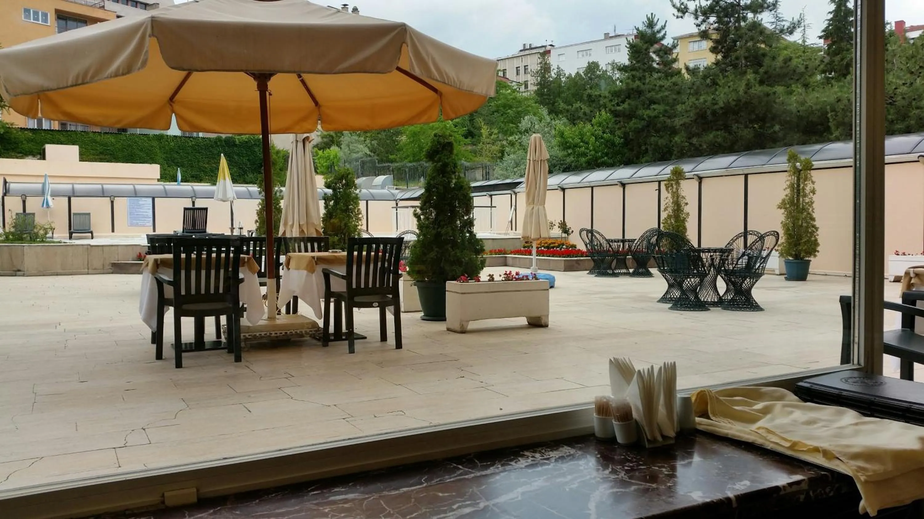 Balcony/Terrace in King Hotel Guvenlik